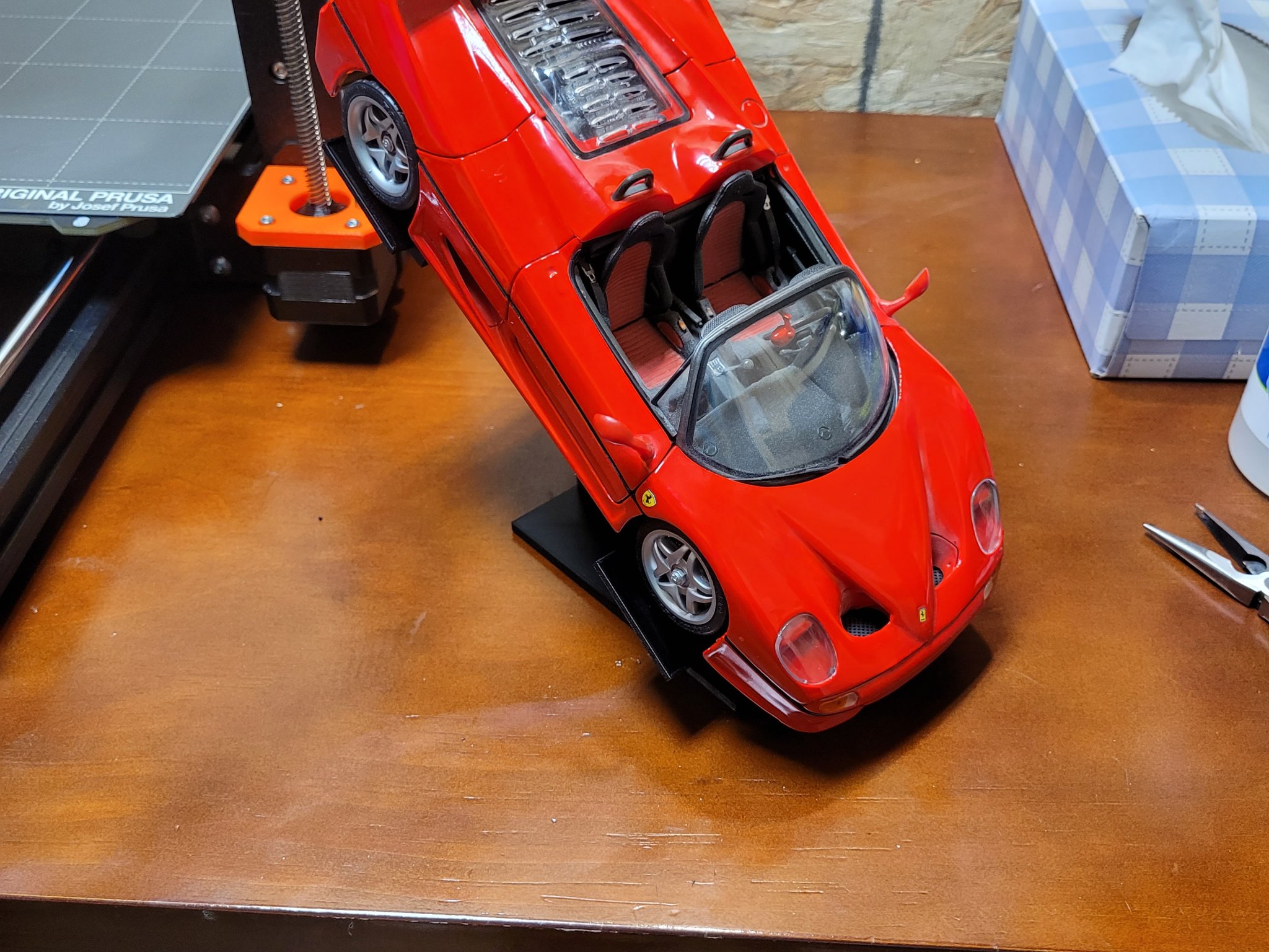 Giá đỡ trưng bày mô hình ô tô 1/18 góc cao