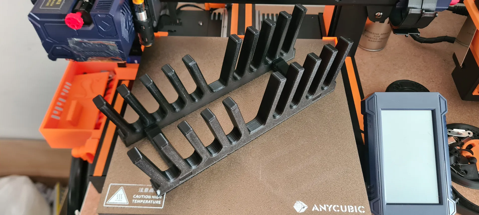 Giá đỡ bát đĩa với thiết kế nhỏ và lớn