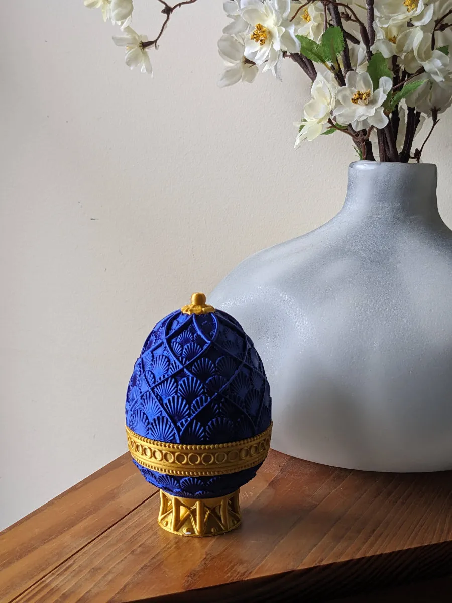 Hộp chứa trứng Fabergé với mê cung giải đố