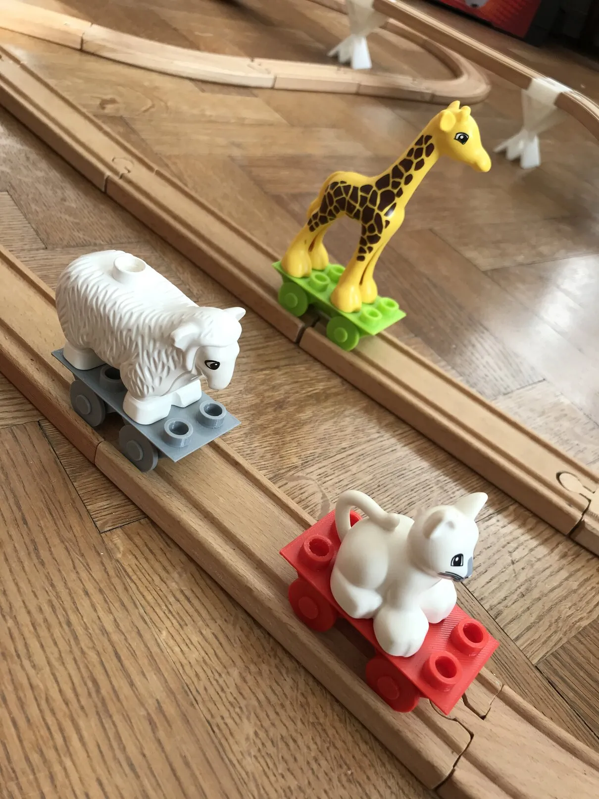 Xe Đẩy Duplo/Brio Tương Thích với Đường Ray Gỗ