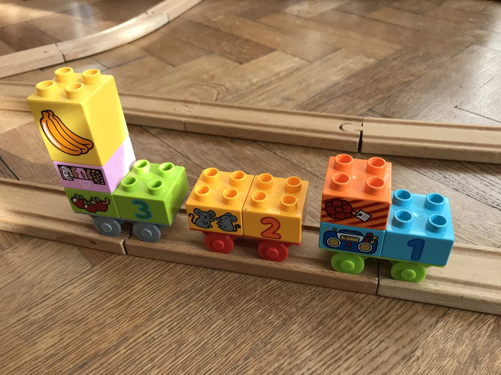 Xe Đẩy Duplo/Brio Tương Thích với Đường Ray Gỗ