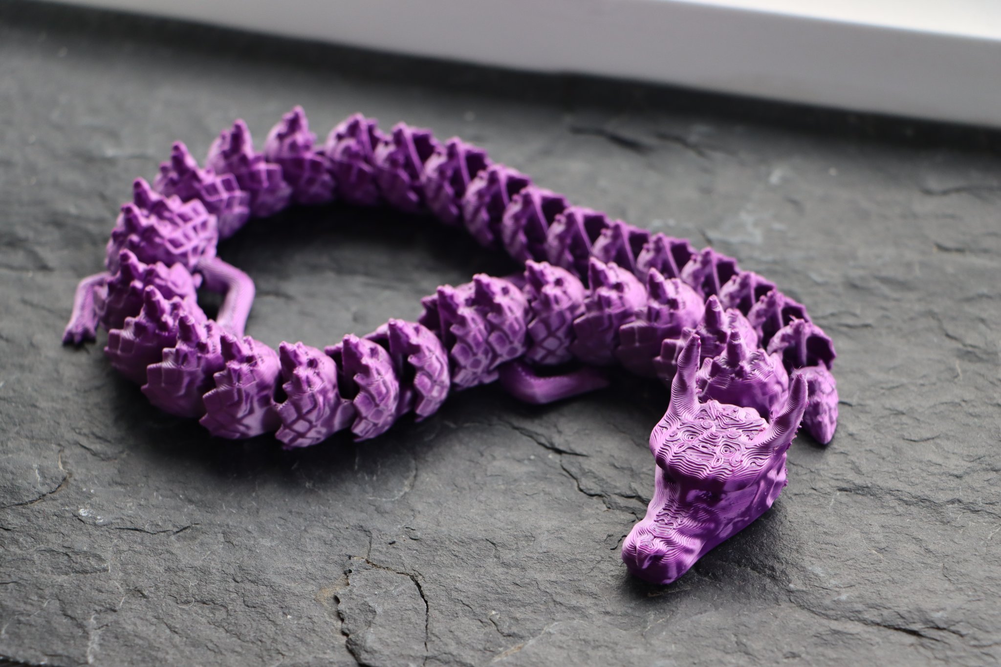 Rồng nghệ thuật có khớp linh hoạt từ FormFutura