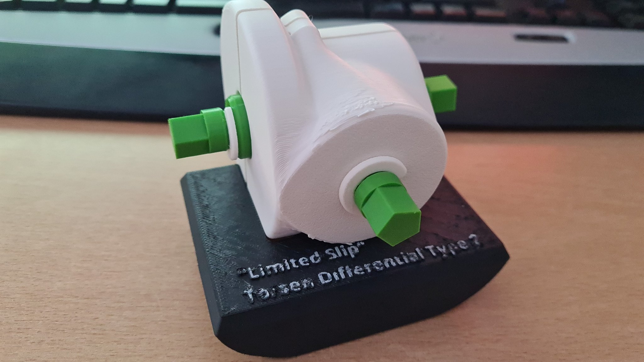 Vi sai Torsen loại 2 với chức năng trượt giới hạn