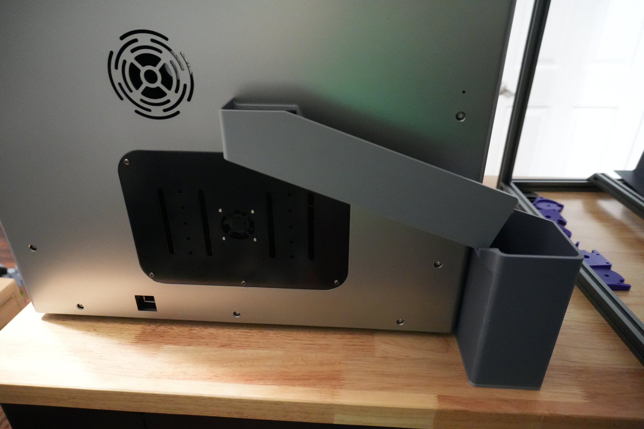 Giá đỡ thu gom chất thải cho máy in Qidi X Plus 4