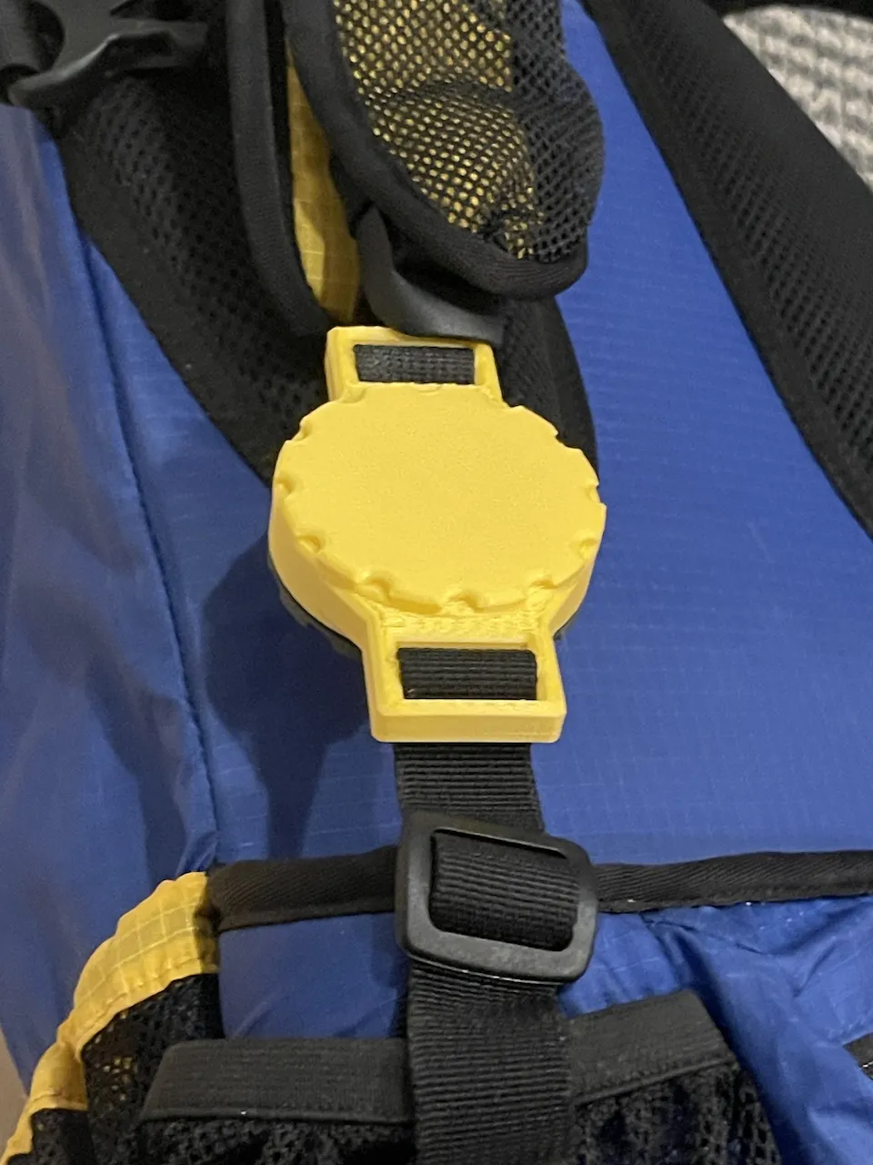 Vỏ bảo vệ AirTag chắc chắn có dây đeo 20mm và 25mm