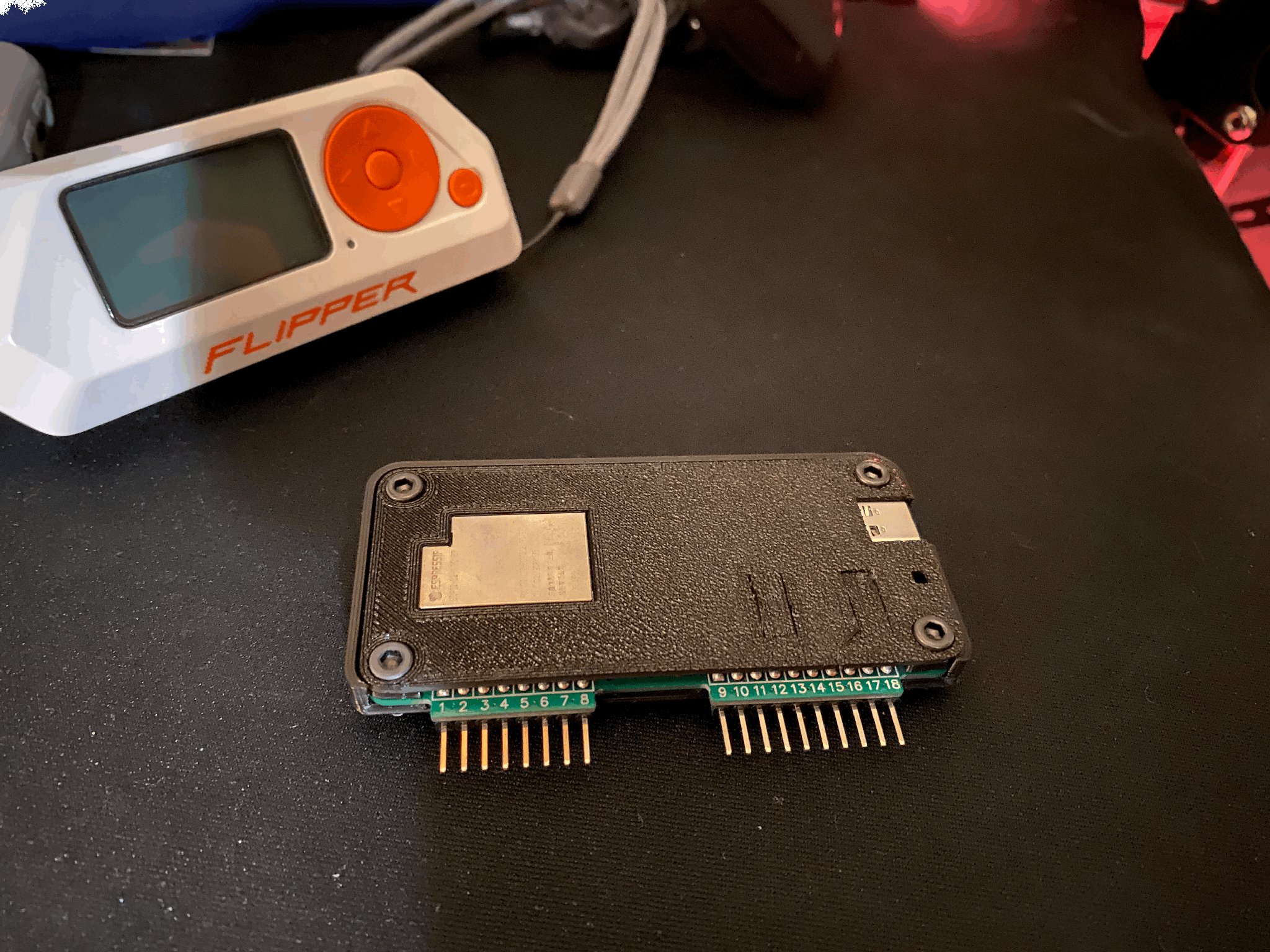 Vỏ bo mạch Wifi cho Flipper với ốc m3 x 10