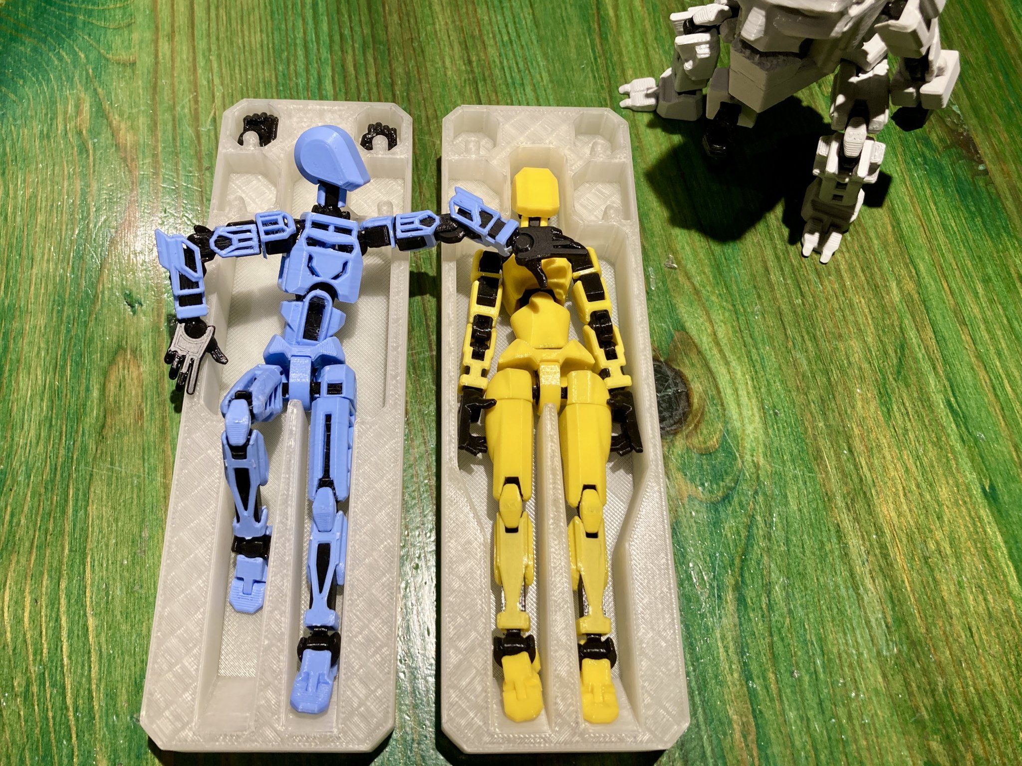 Mô hình búp bê nữ MK13 với tay mở rộng