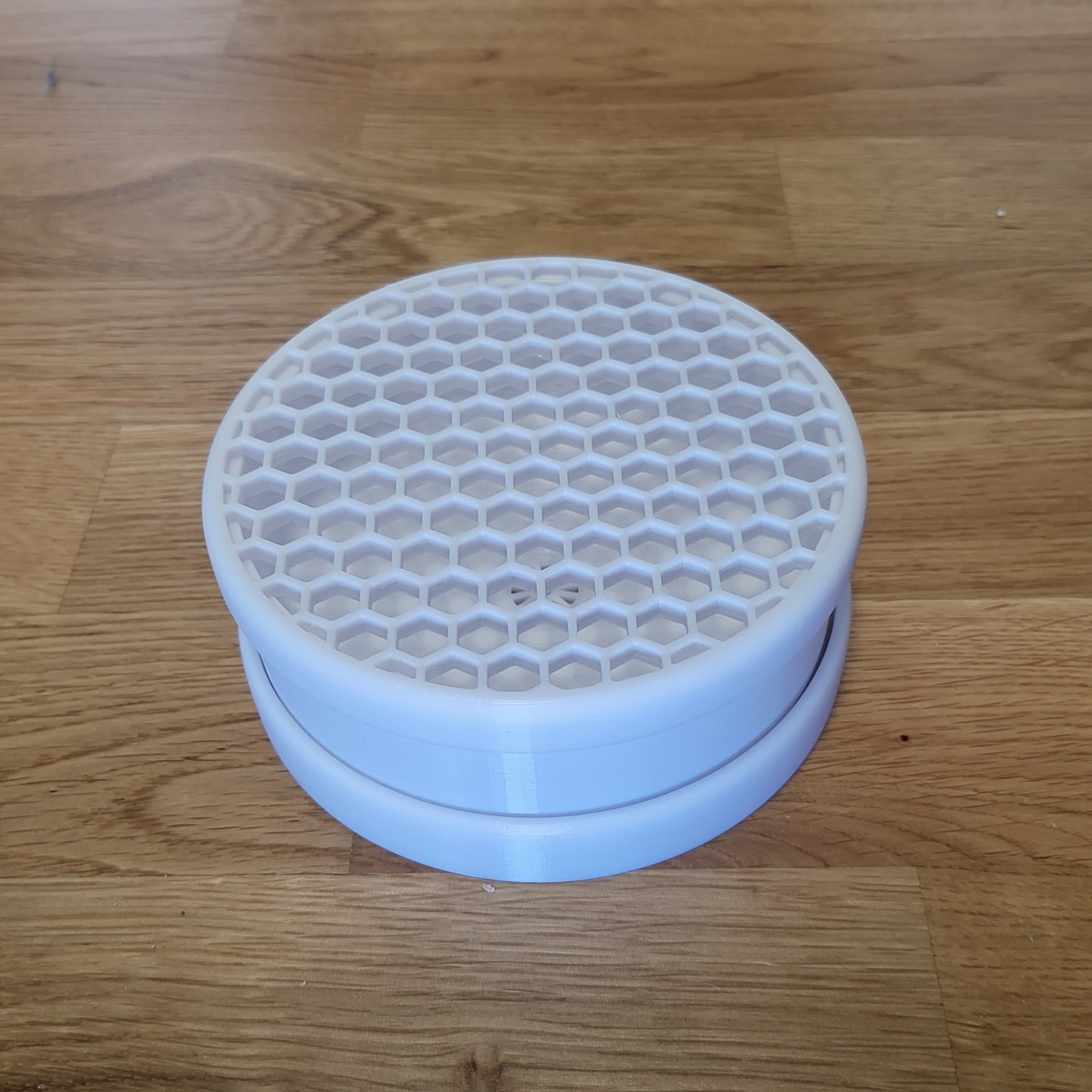 Chậu trồng cỏ lúa mì cho mèo