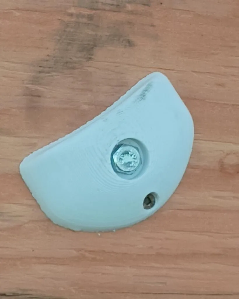 Giá đỡ leo núi bouldering thiết kế cho tường leo