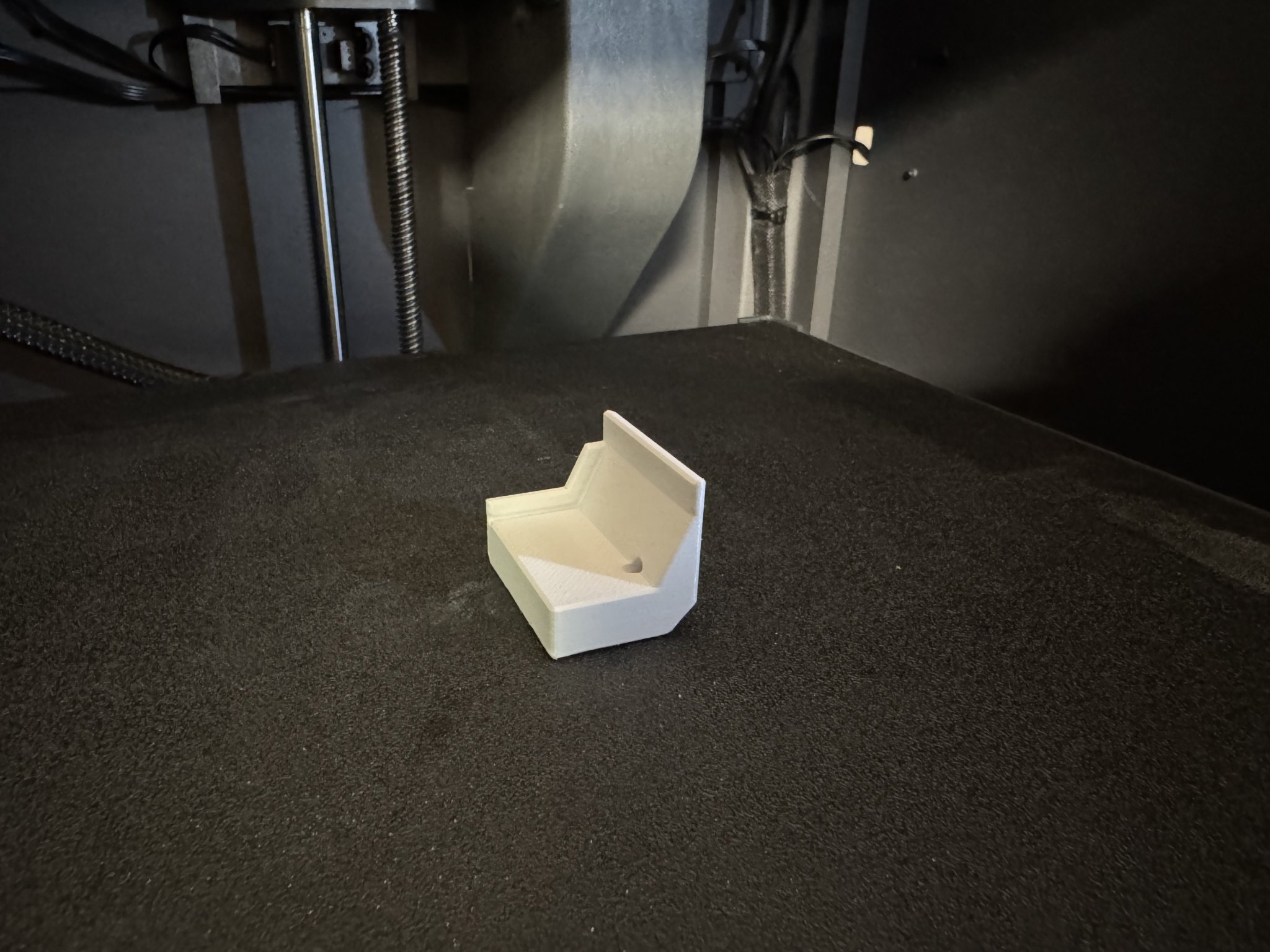 Hướng dẫn khoan lỗ truy cập vít áp suất filament cho Elegoo Cent...