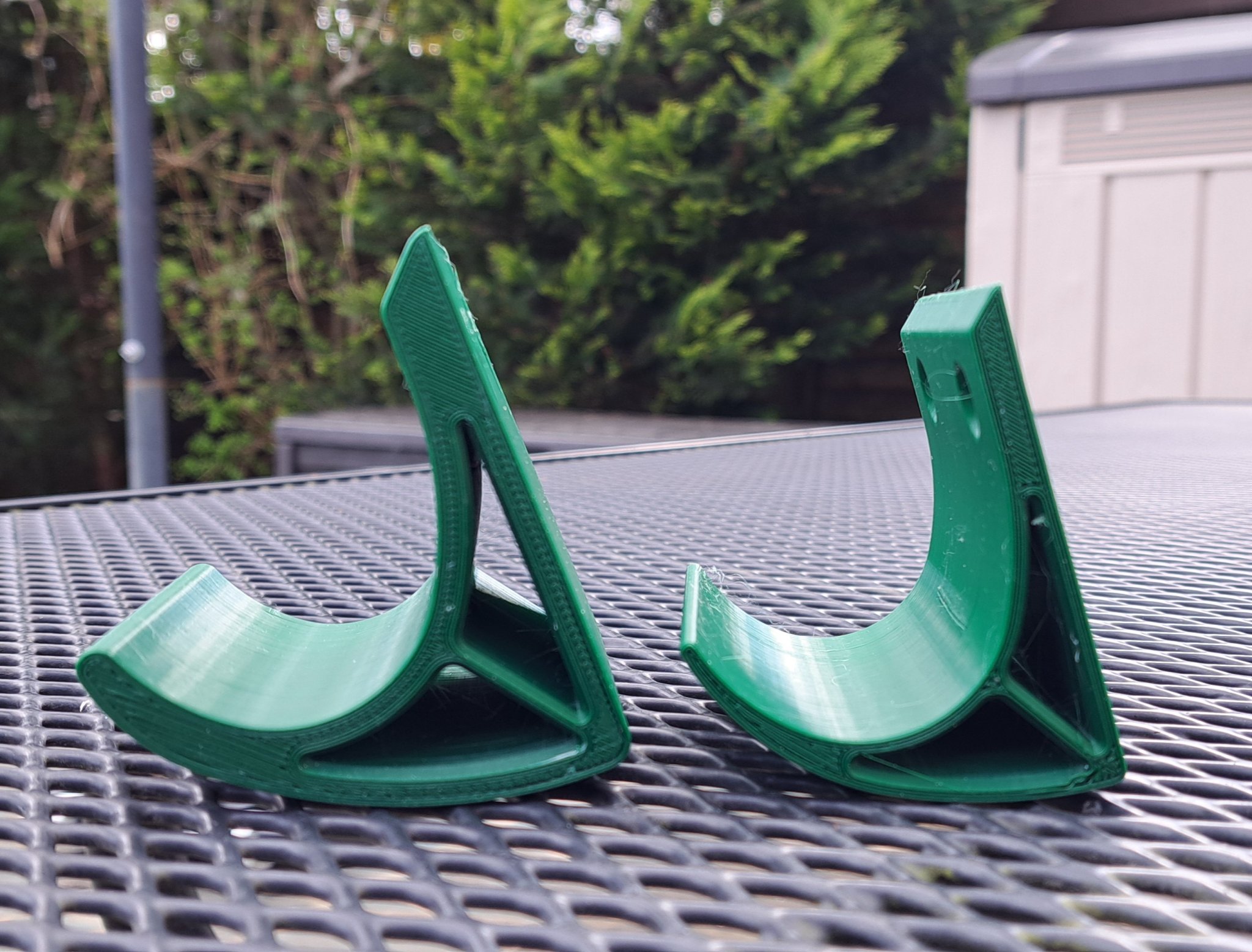 Giá treo dụng cụ làm vườn kiểu xẻng