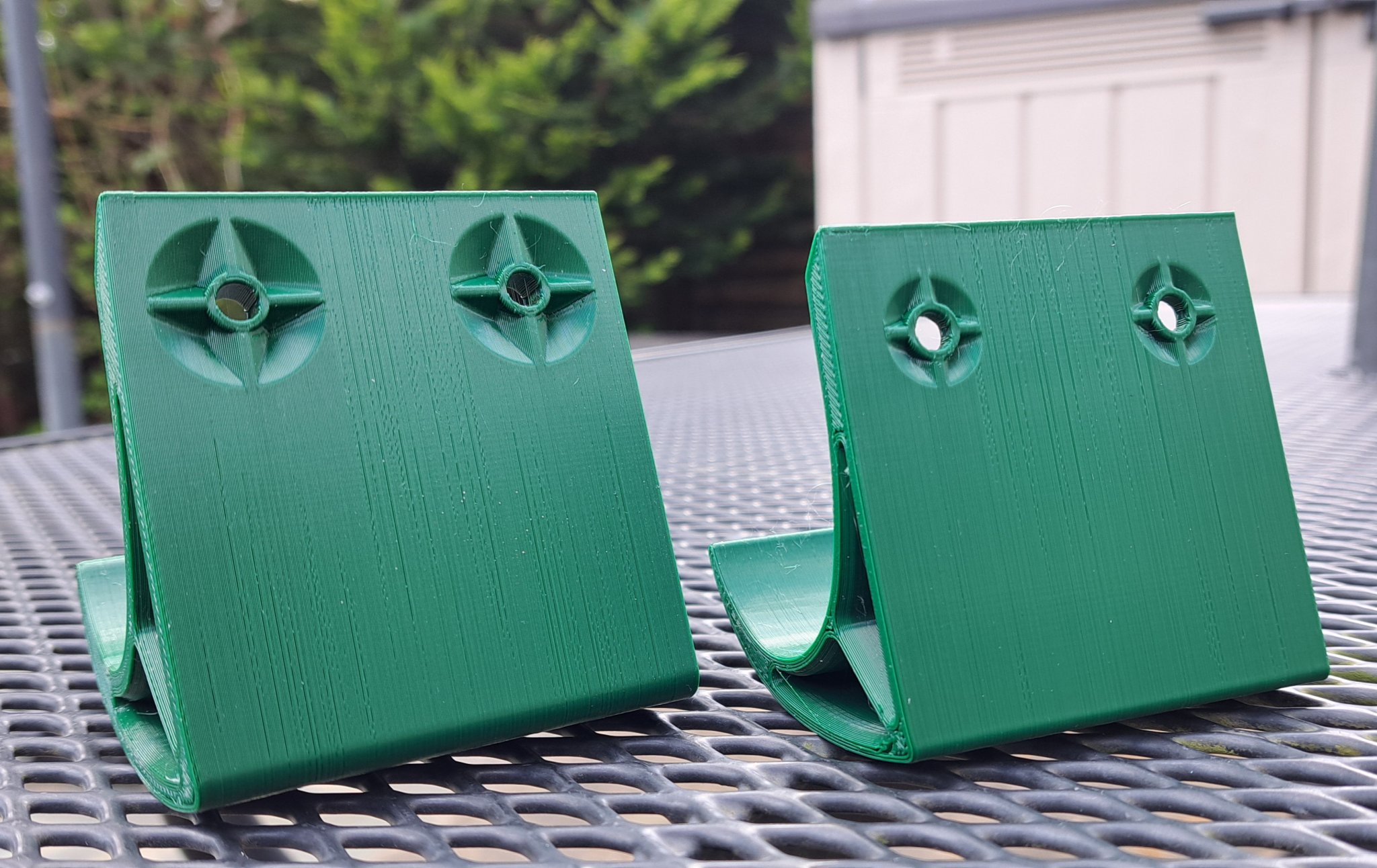 Giá treo dụng cụ làm vườn kiểu xẻng