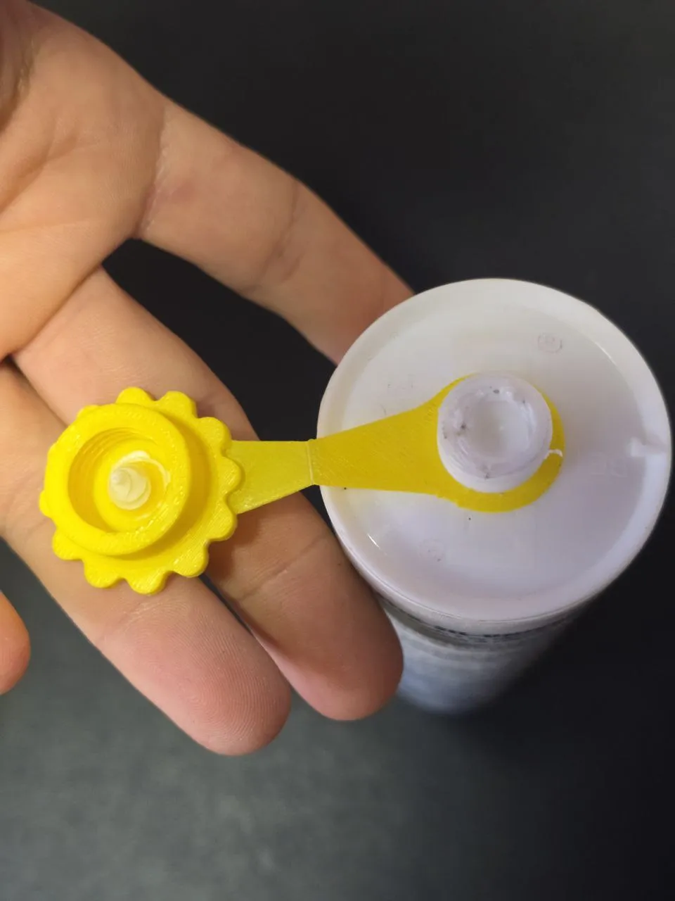 Nắp chống khô cho ống silicone mở