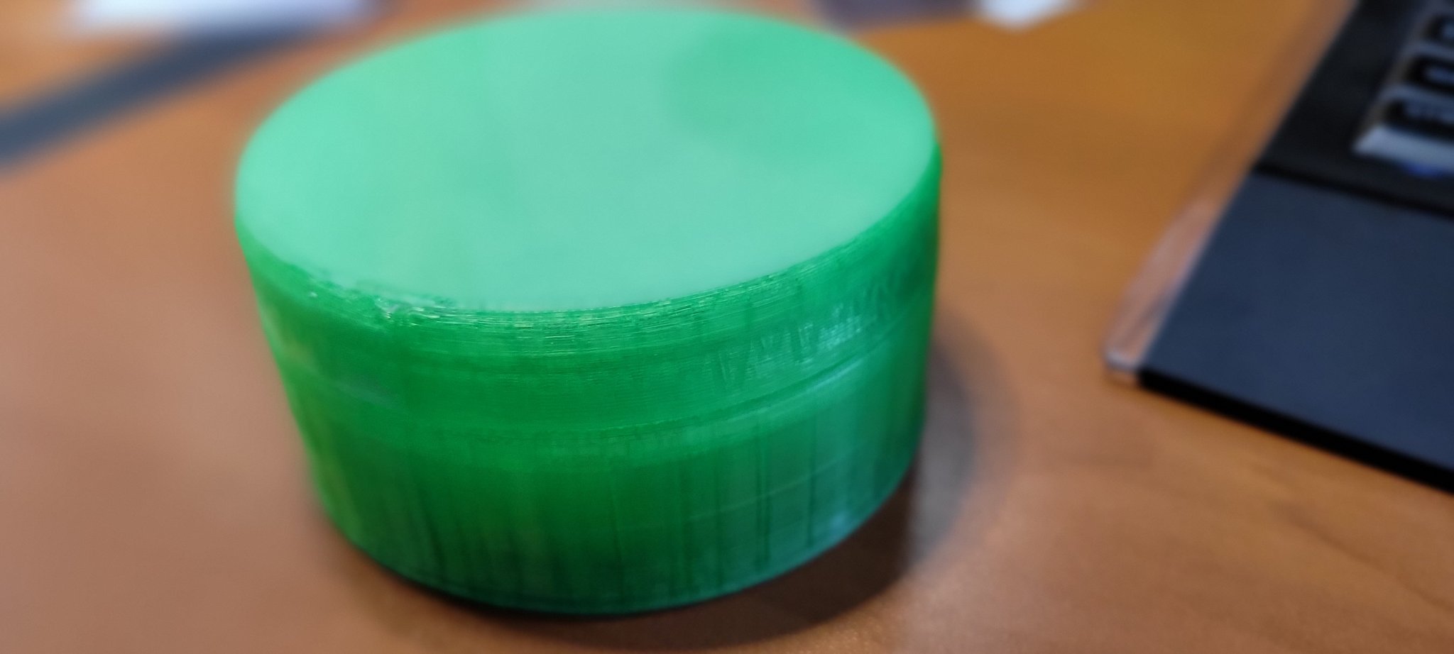 Hộp chứa xúc xắc 7 viên cho trò chơi bàn