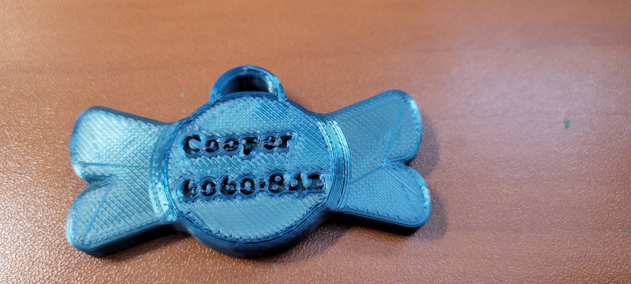 Thẻ tên chó tùy chỉnh với file SolidWorks