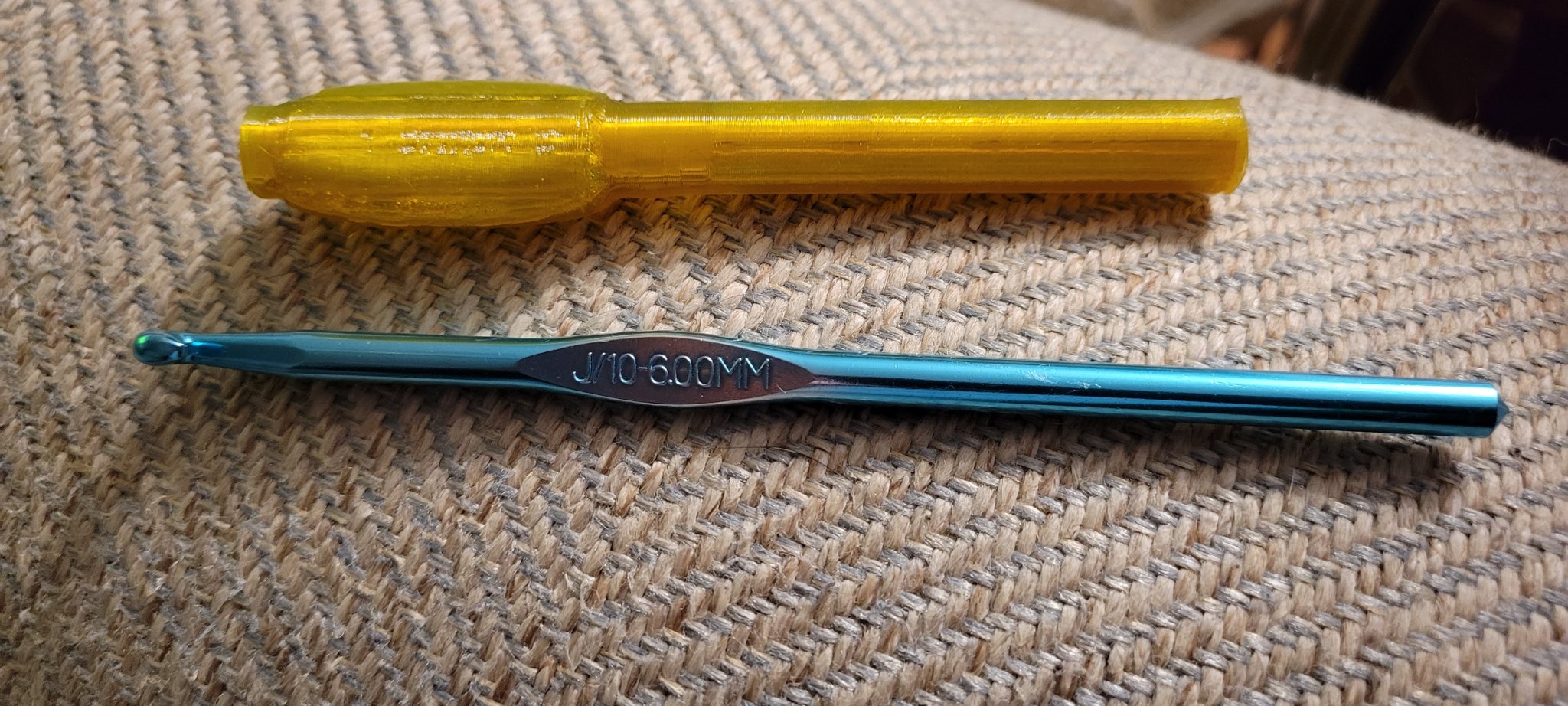 Cán móc len kích thước J