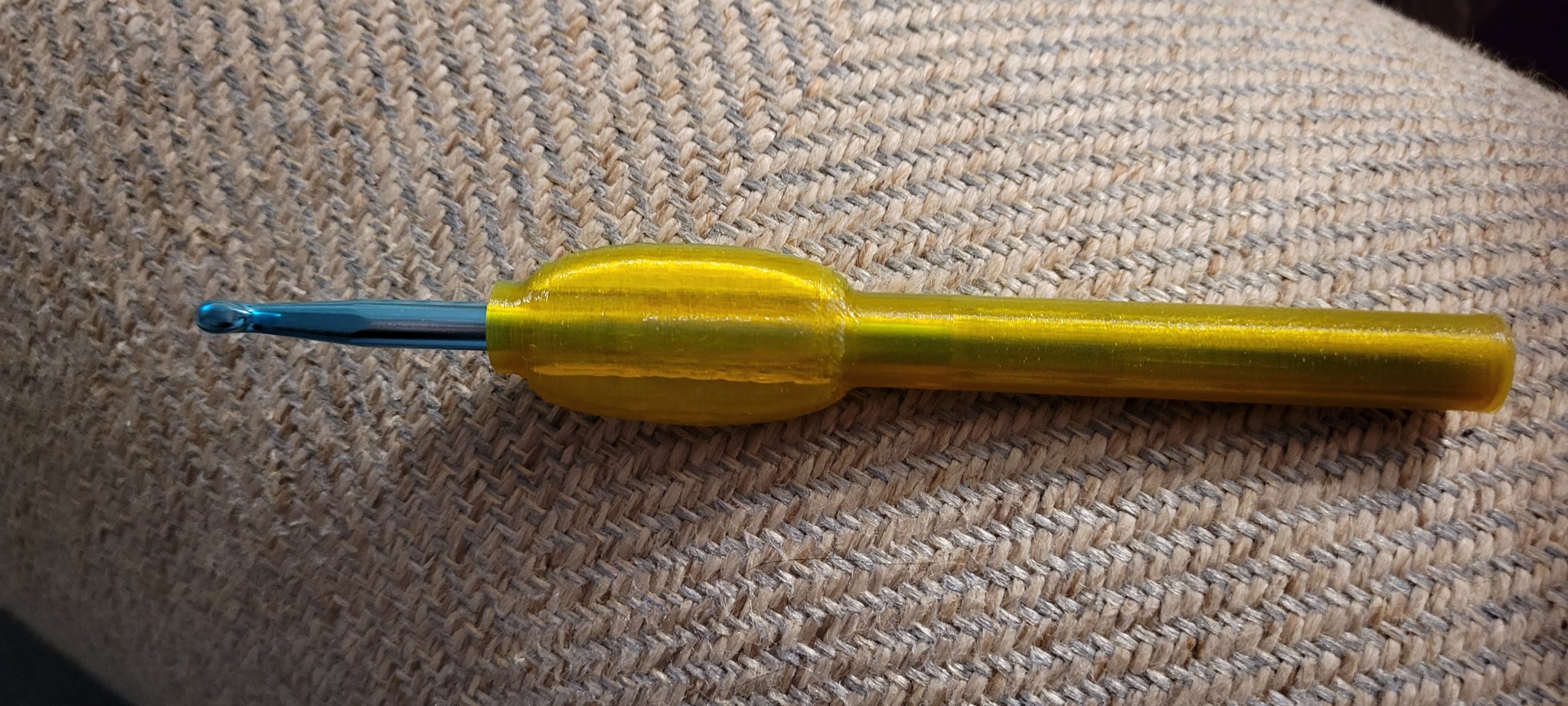 Cán móc len kích thước J