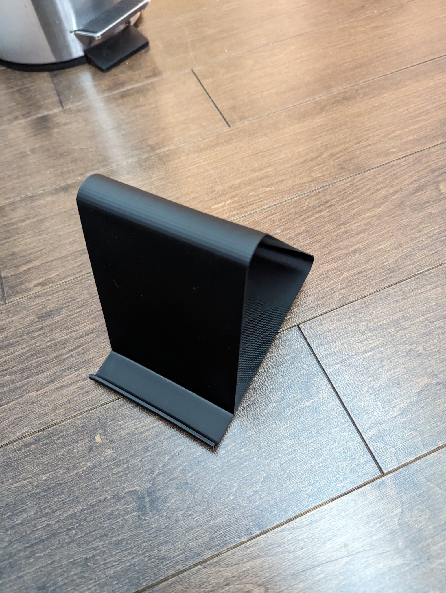 Giá đỡ khung ảnh hiện đại với độ dày 2cm