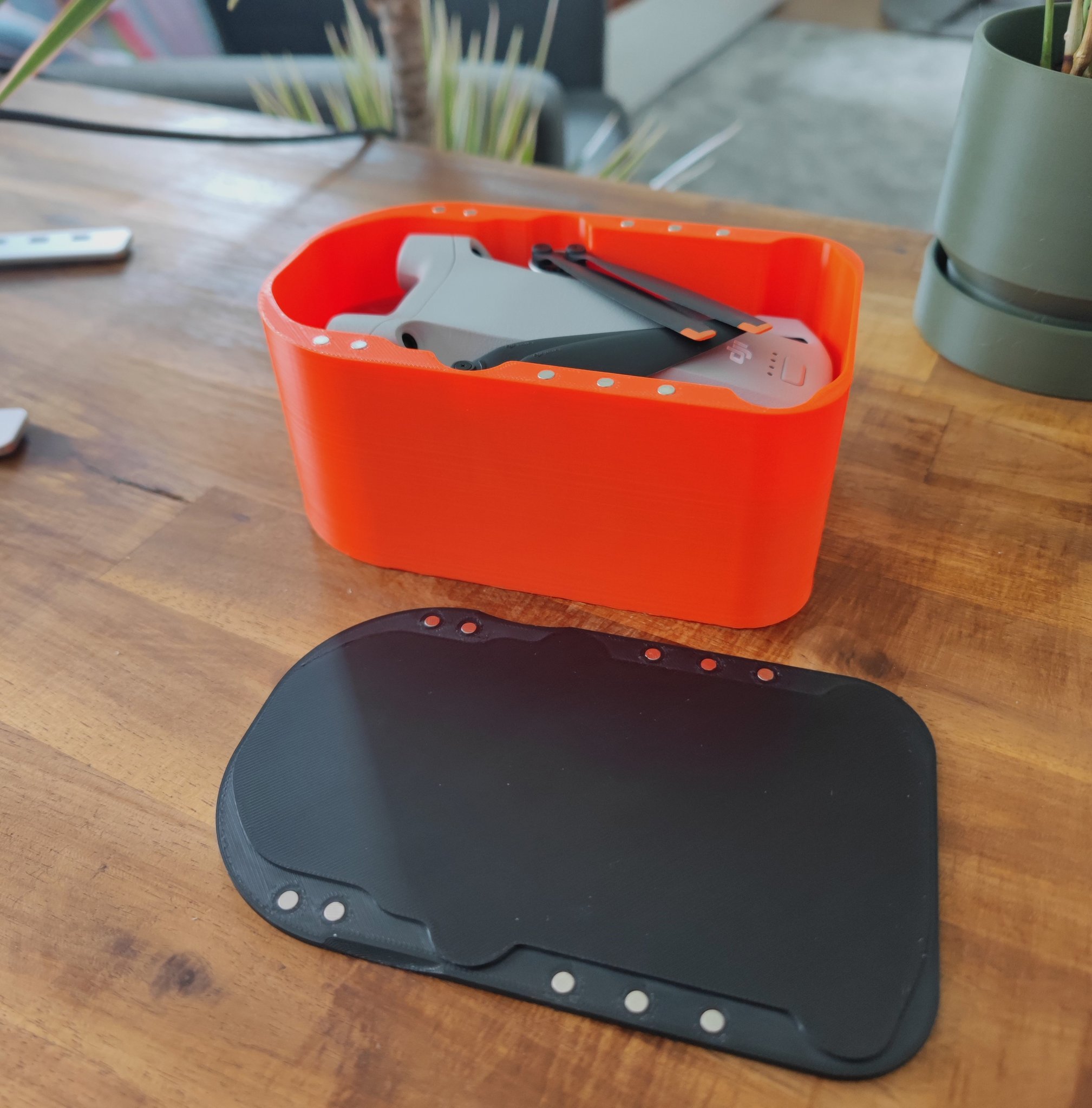 Hộp đựng DJI Mini 3 Pro với nắp từ tính