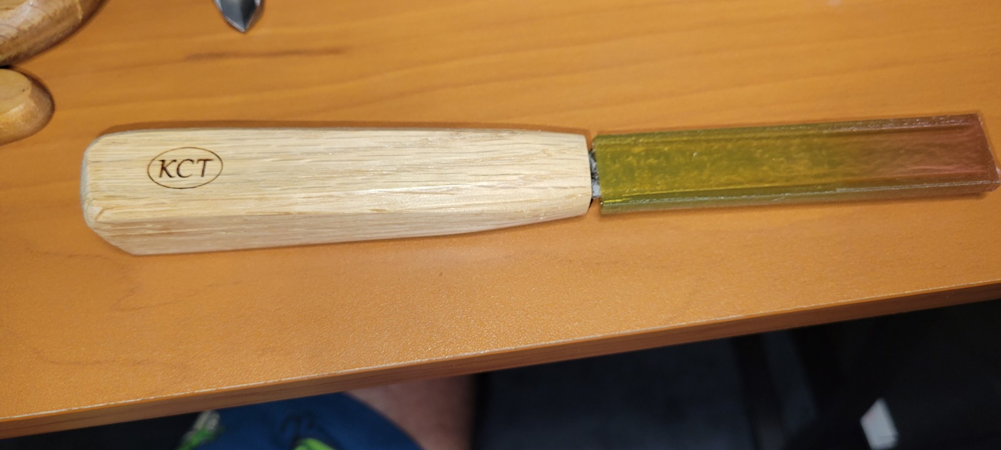 Đồ che dao chạm khắc gỗ KCT cho rìu rộng