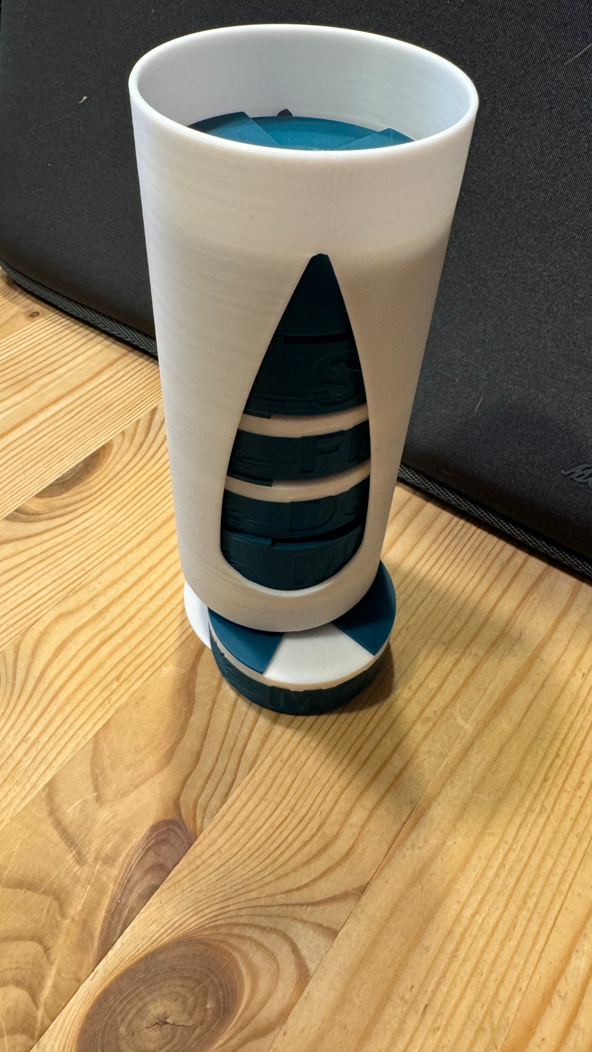 Hộp đựng thuốc 7 ngày có dispenser và hộp du lịch nắp vặn