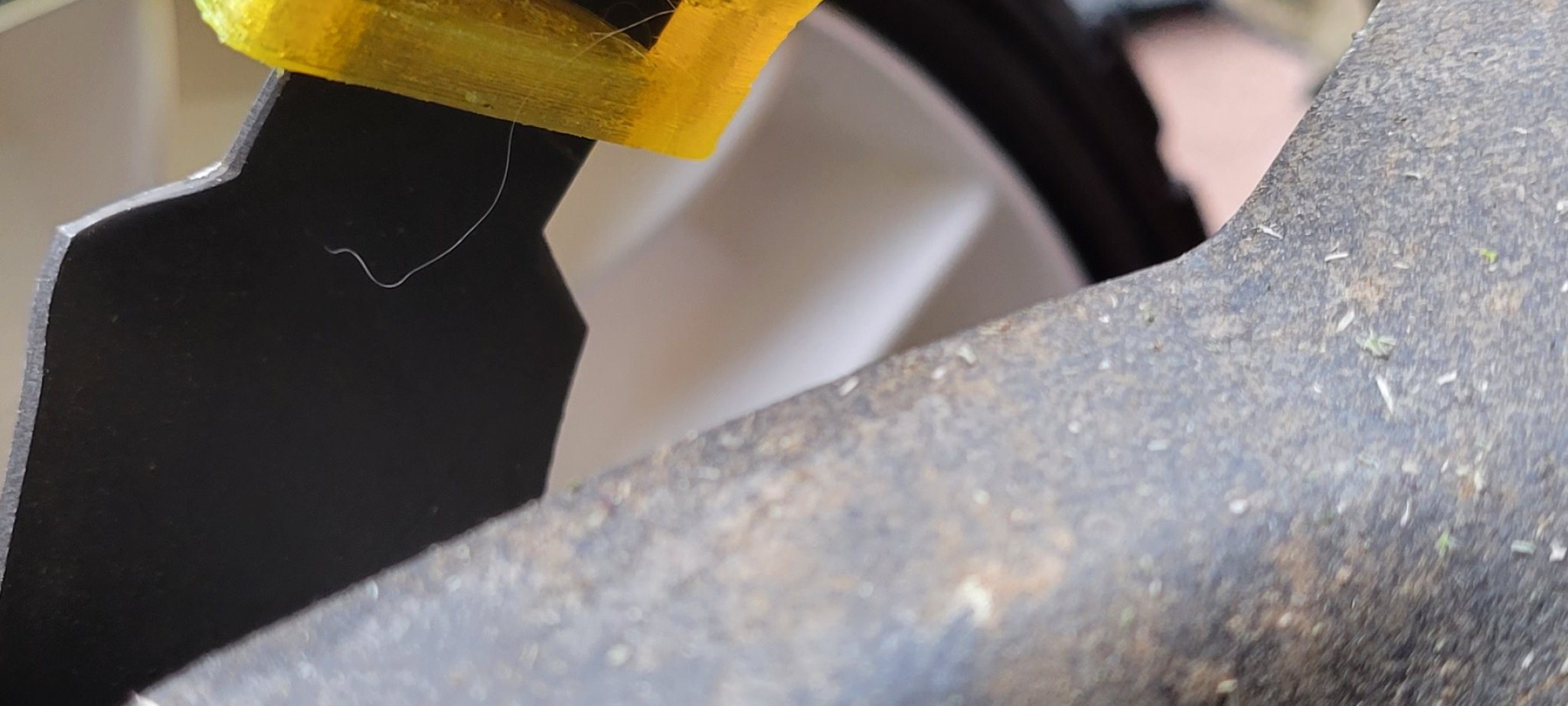 Cán điều chỉnh bánh xe cho máy cắt cỏ