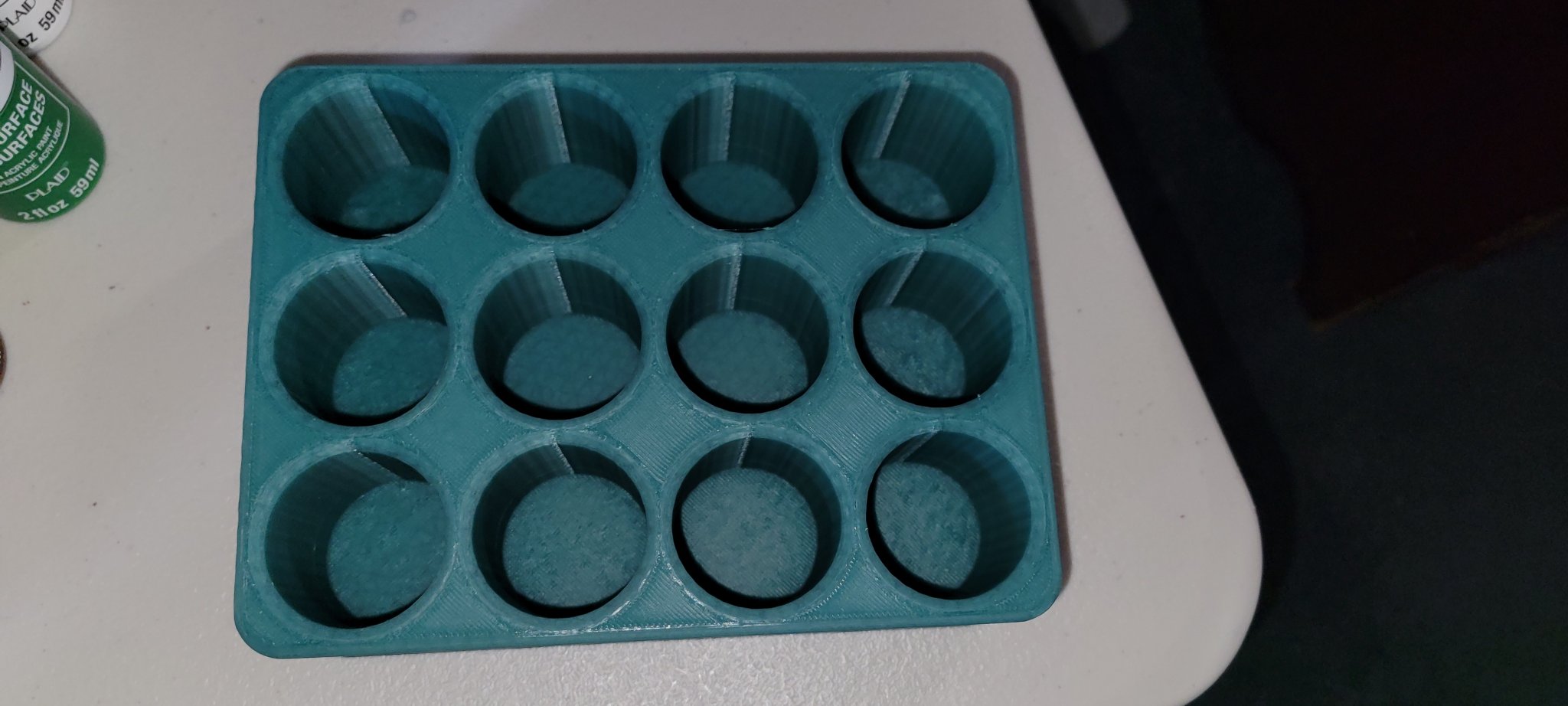 Giá đỡ chai sơn acrylic 2 oz.