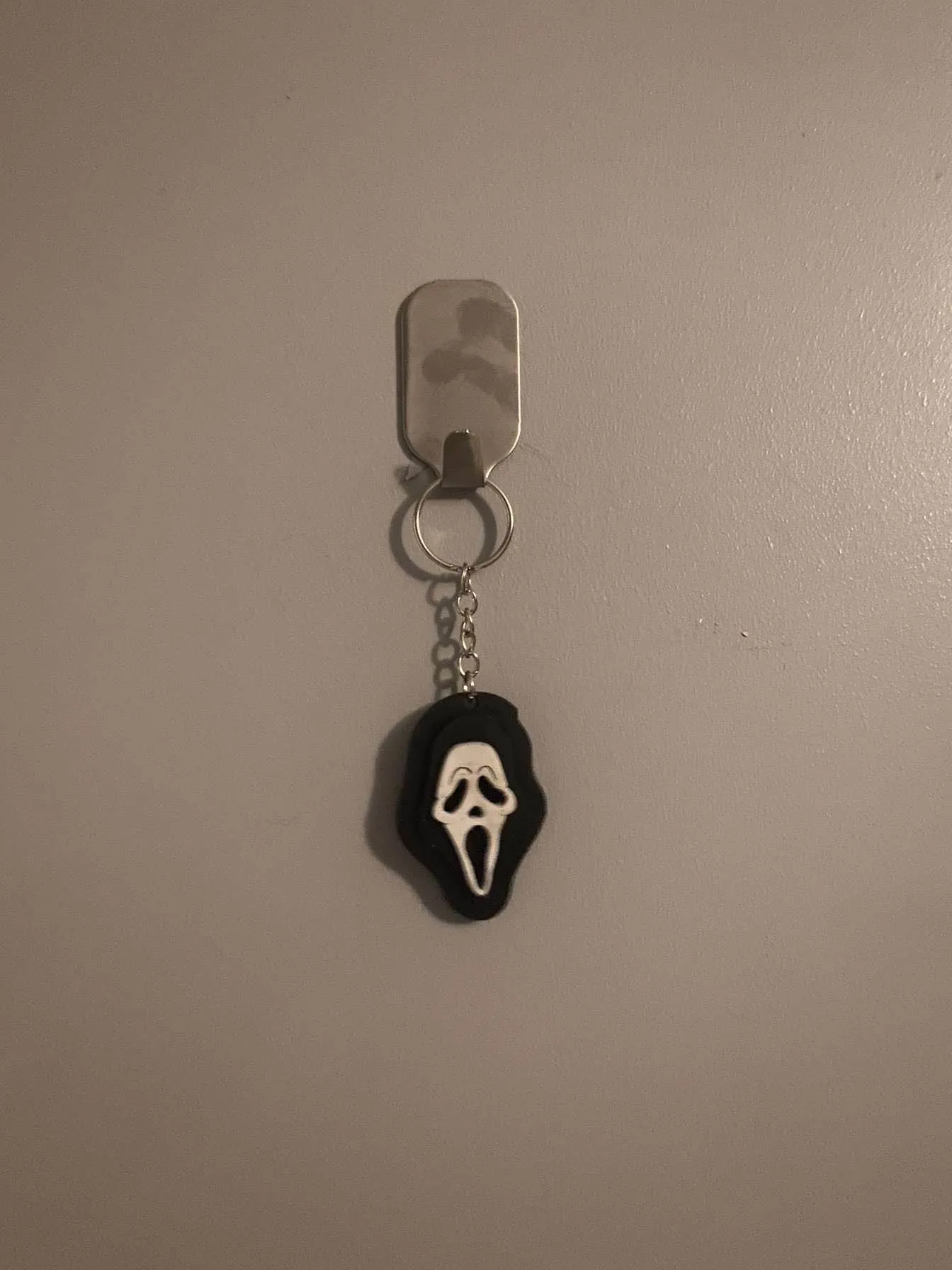 Móc khóa mặt ma Ghost Face độc đáo