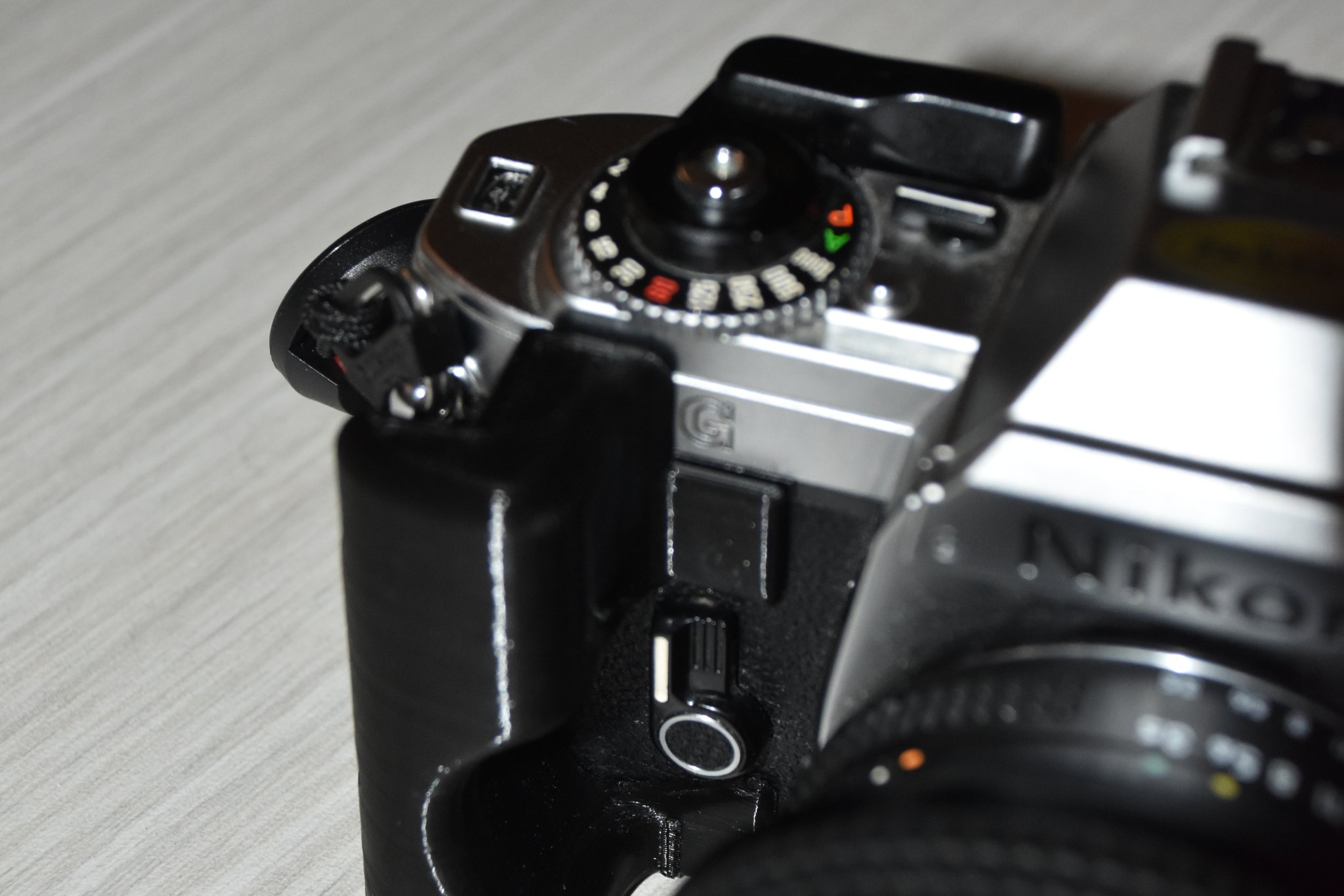 Cán cầm sâu thay thế cho Nikon FG SLR