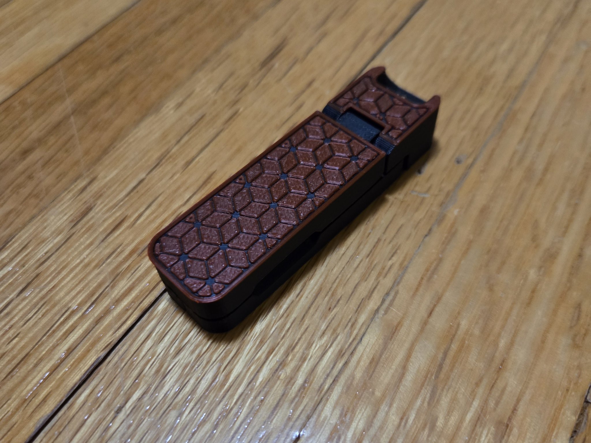 Giá đỡ điện thoại dạng móc chìa khóa Helldivers 2