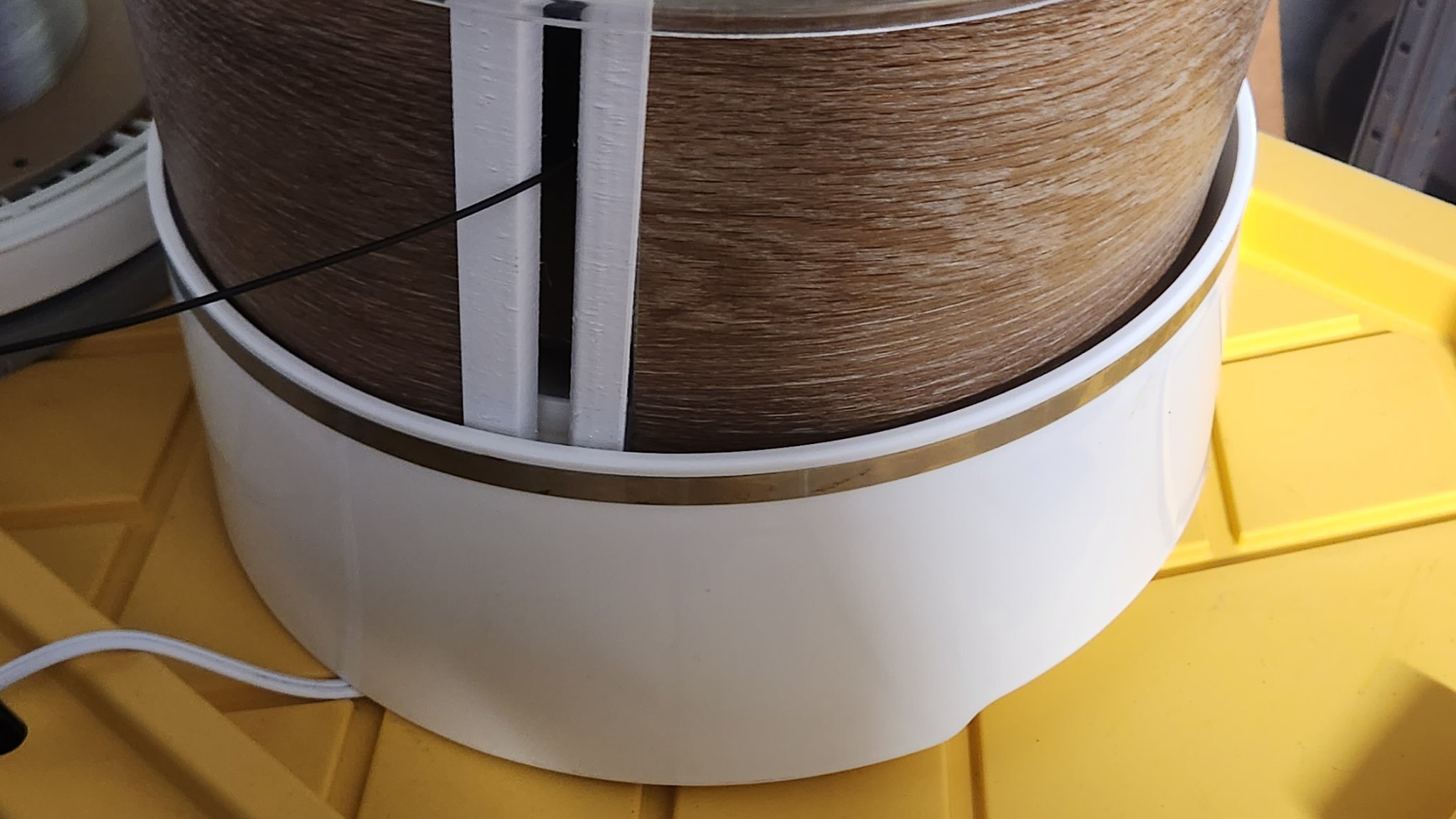 Giá đỡ cuộn filament Cosori cho máy in 3D