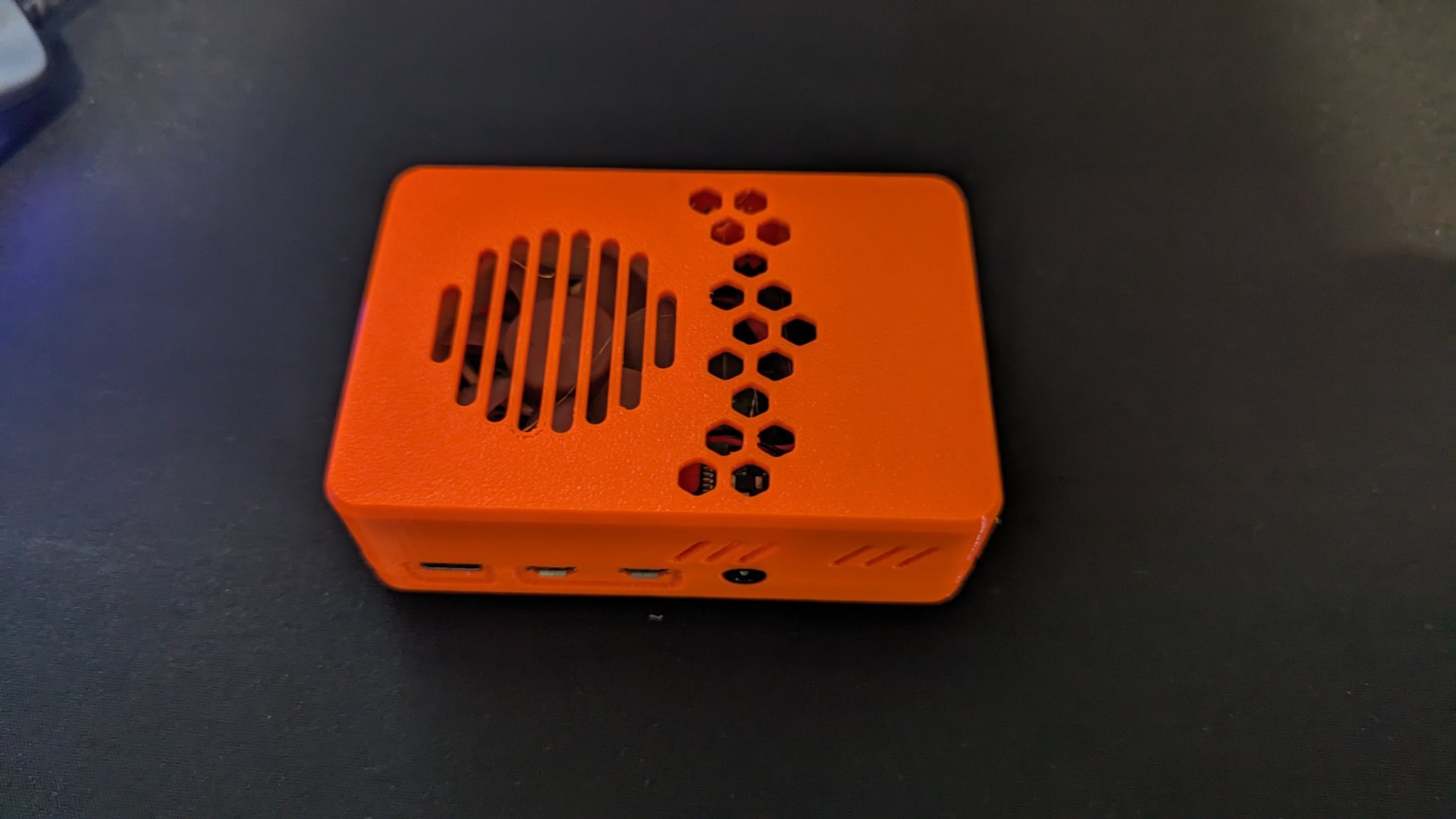 Quạt thông gió cho RPI4 với lưới bảo vệ