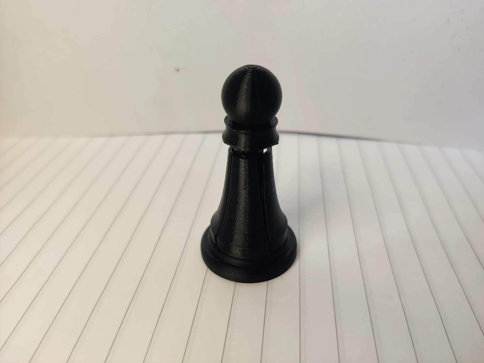 Quân cờ vua gập lại với cánh có thể mở rộng