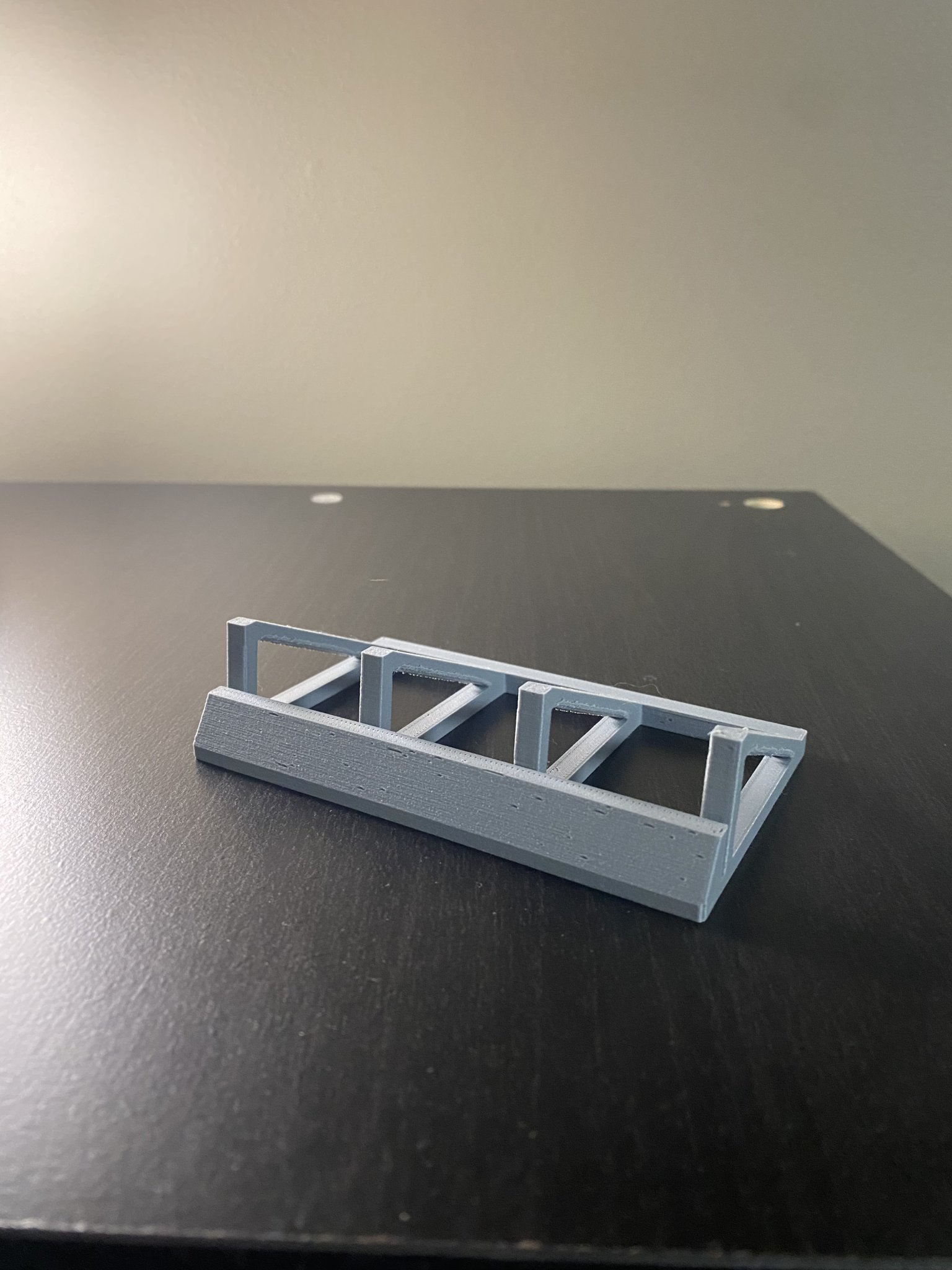 Giá đỡ trưng bày xe Hot Wheels độc đáo