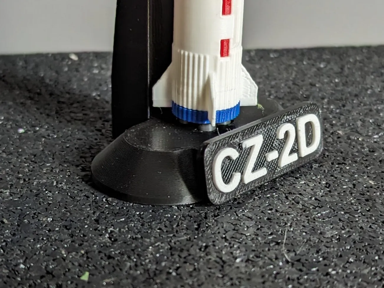 Tên lửa CZ-2D trong bộ sưu tập mô hình tỷ lệ 1:200