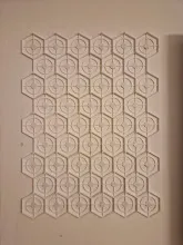 Bảng tường hình lục giác cho huy hiệu du lịch gỗ