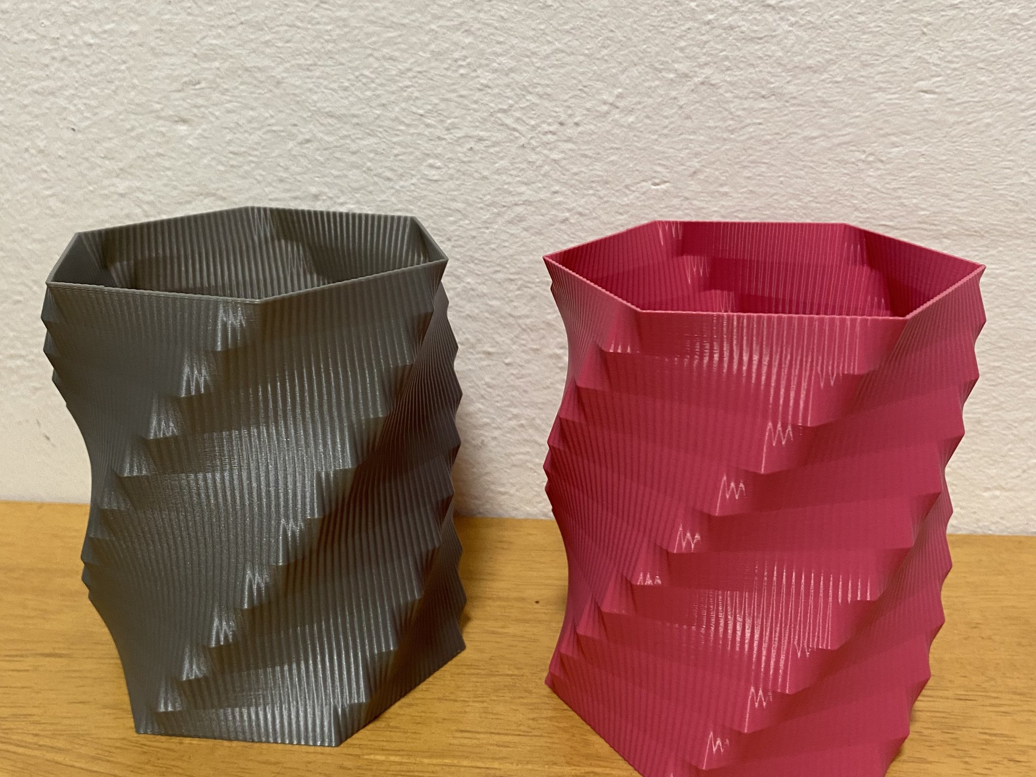 Chậu hình chữ nhật xoắn độc đáo