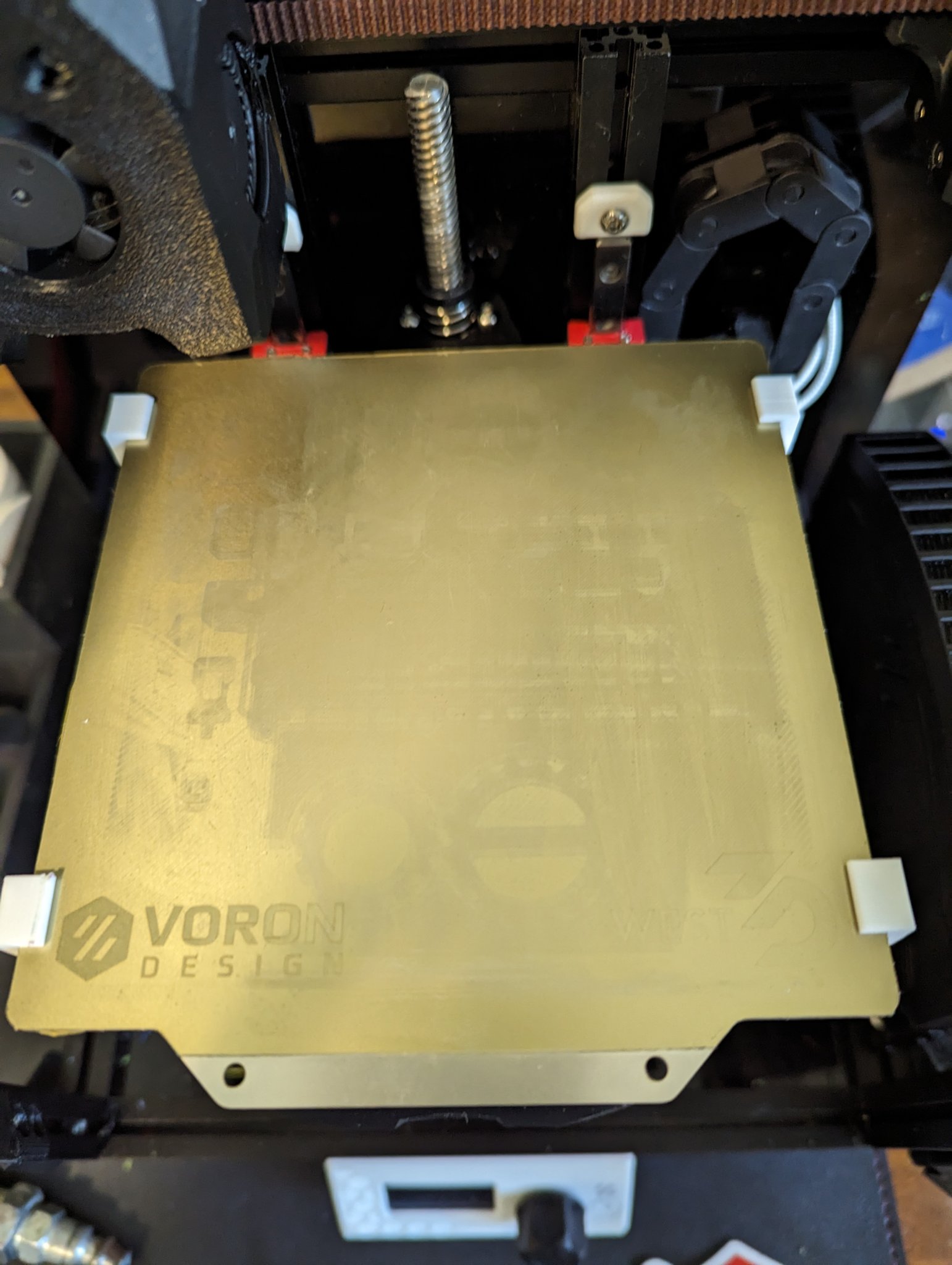 Kẹp giữ bàn in Voron V0 chống trượt