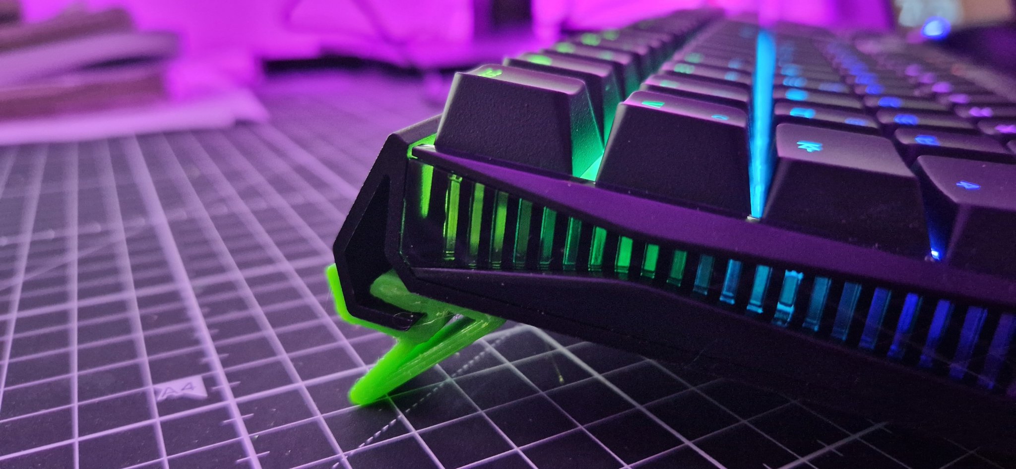 Chân đế nâng Cherry MX3.0S nhỏ gọn