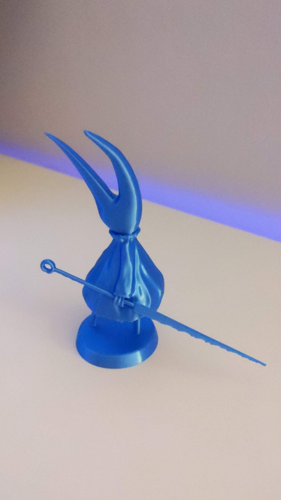 Mô hình Hornet từ trò chơi Hollow Knight và Silksong