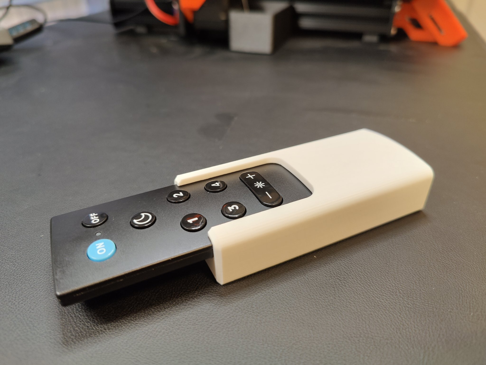 Giá đỡ treo tường cho điều khiển từ xa Wiz Remote