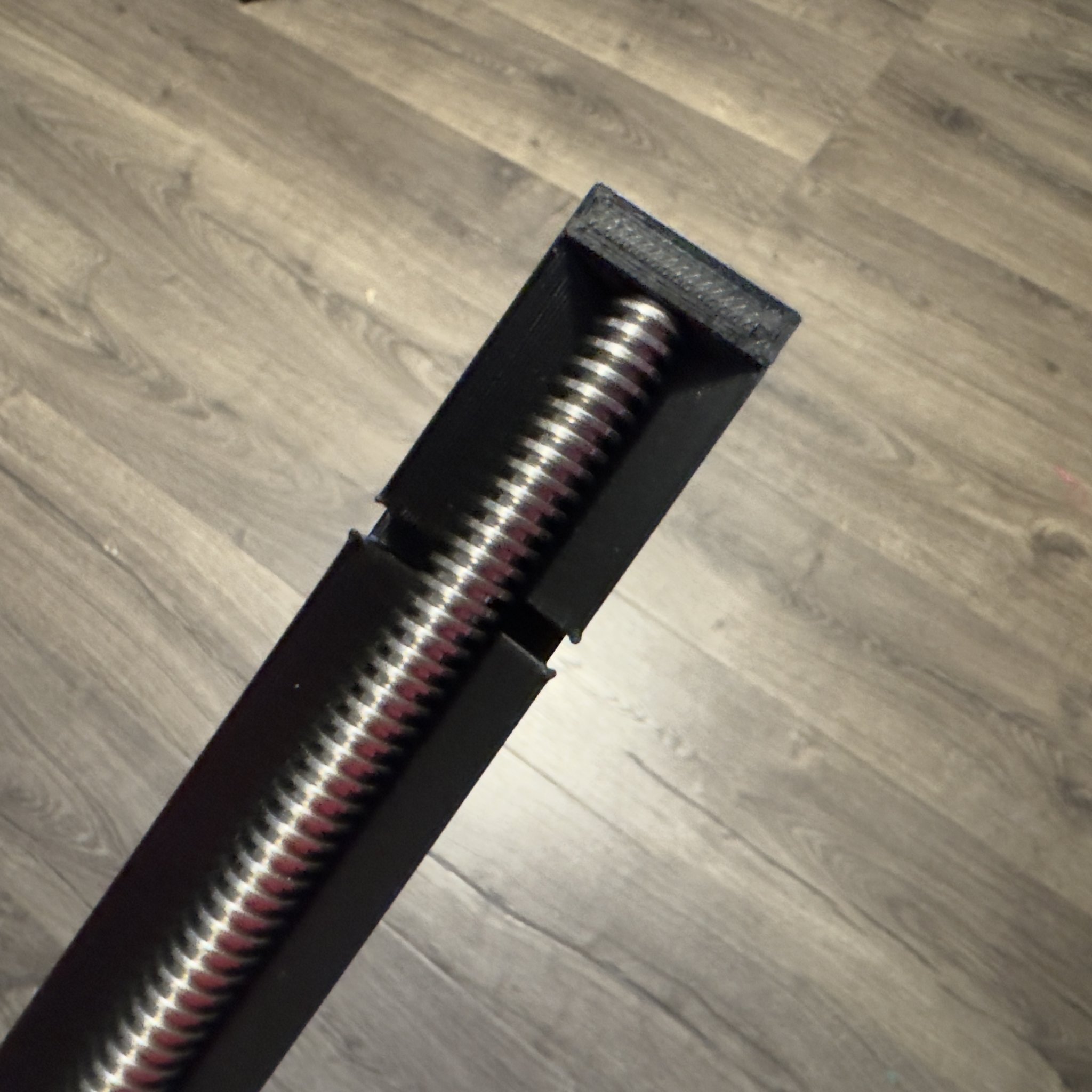 Giá đỡ cắt 30mm cho máy in Ender 5 Plus với vít ACME trục Z