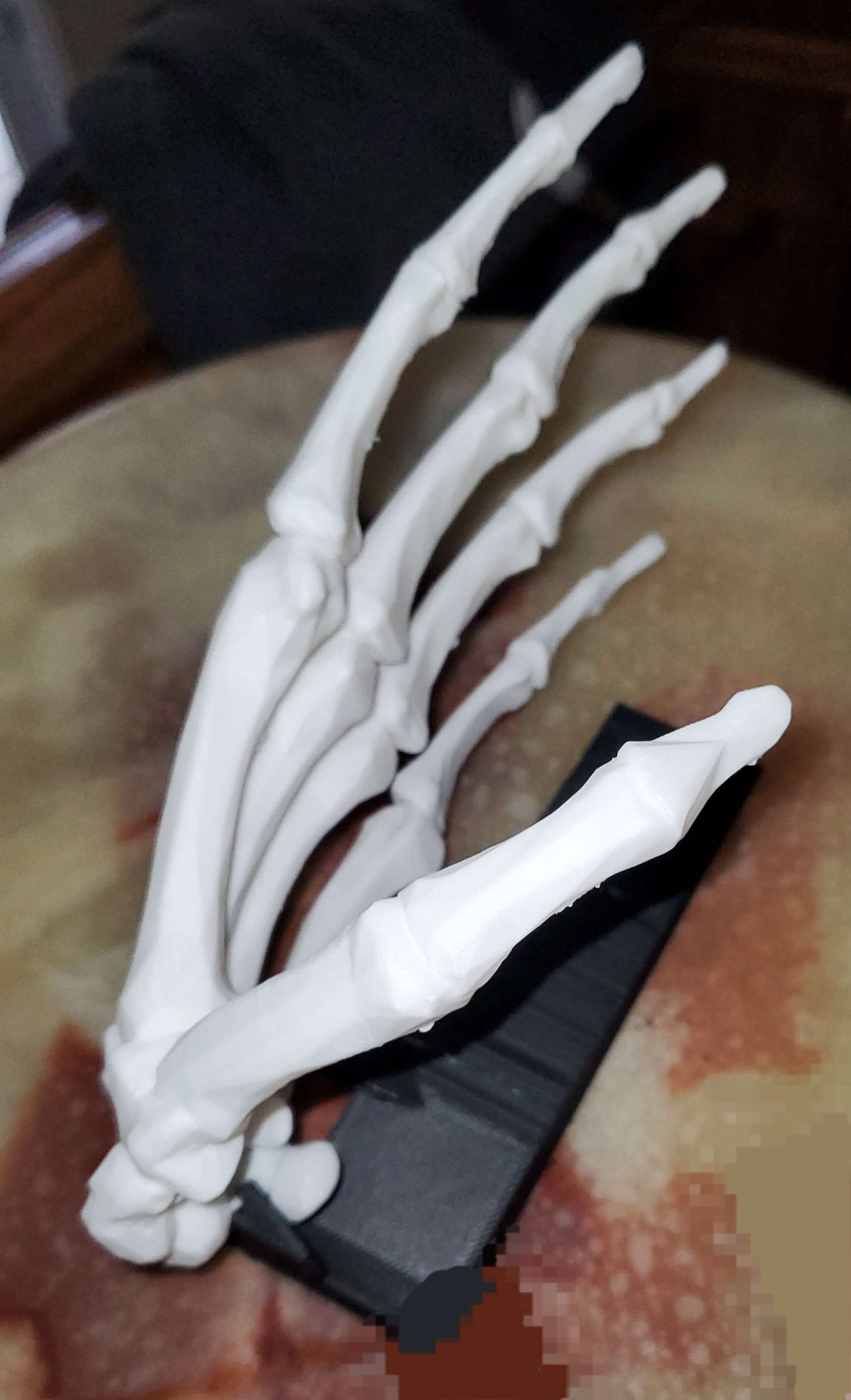 Giá đỡ cửa hình tay xương cho Halloween