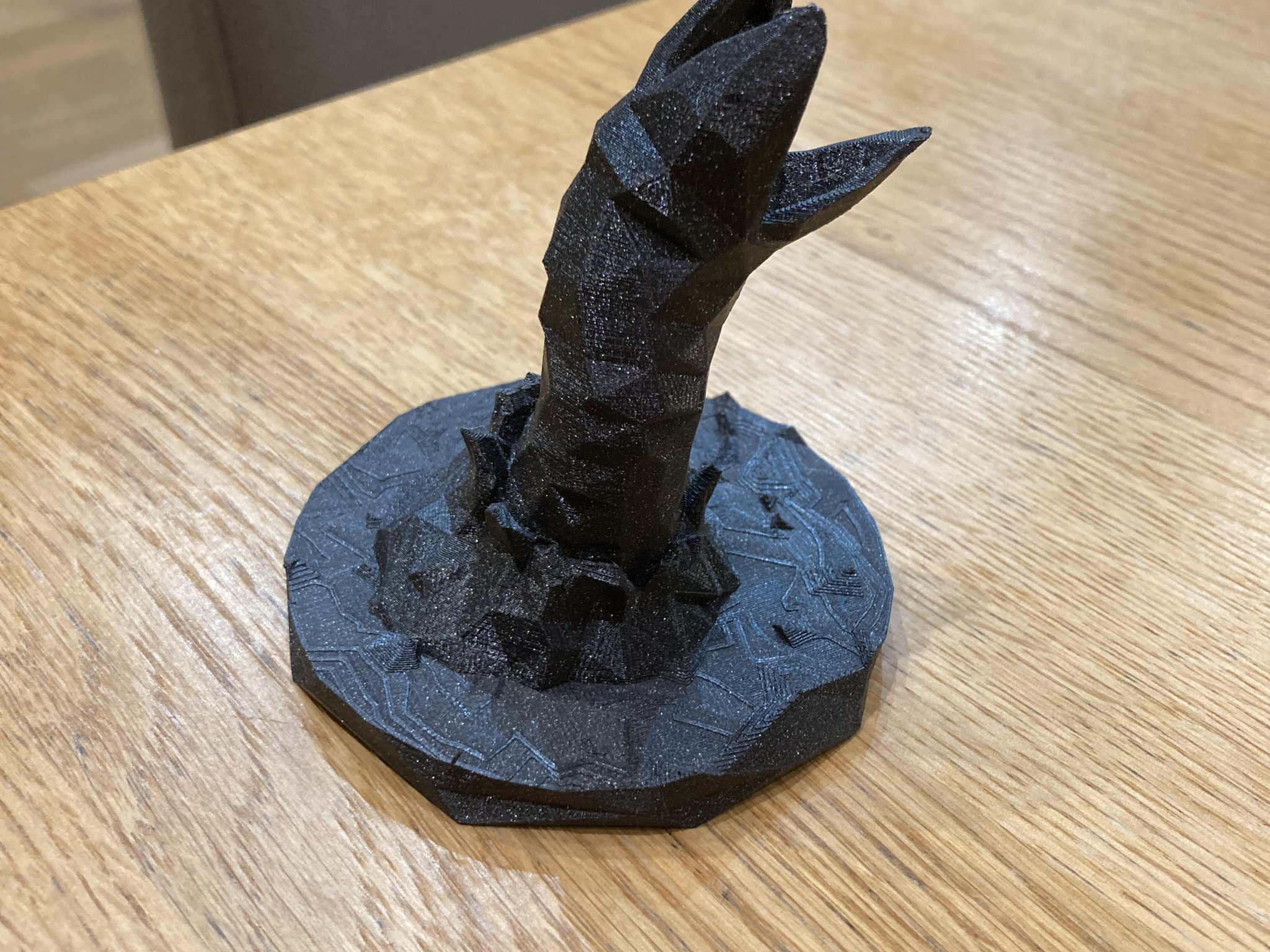 Worm cát Shai-Hulud phong cách Low Poly