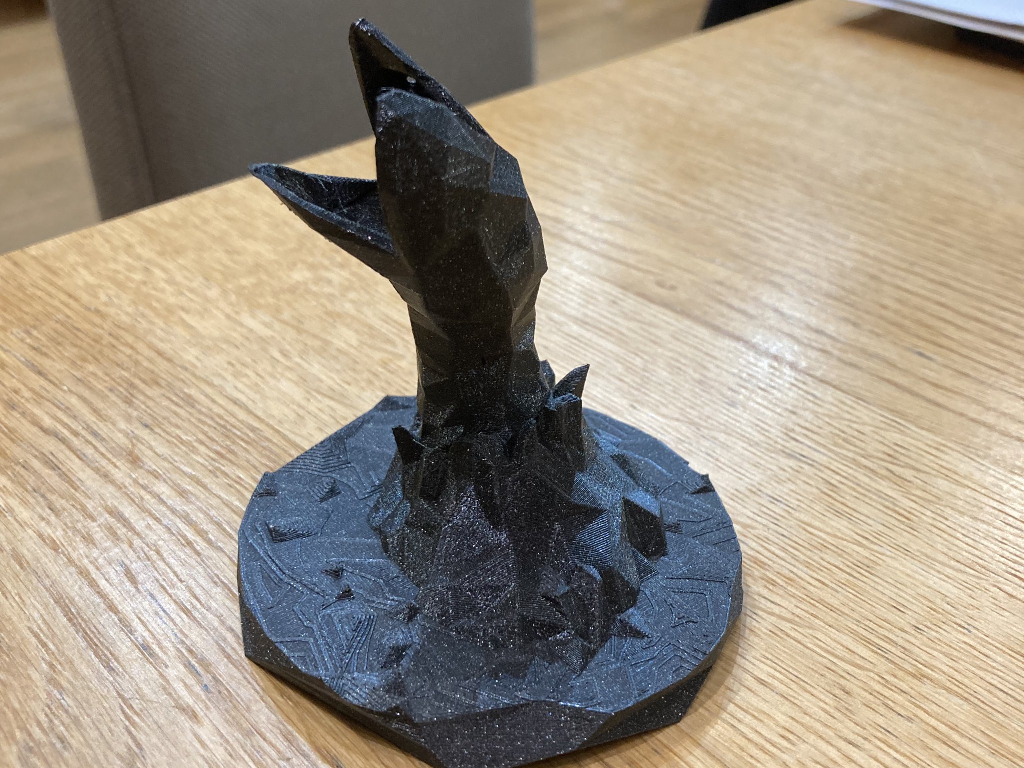 Worm cát Shai-Hulud phong cách Low Poly