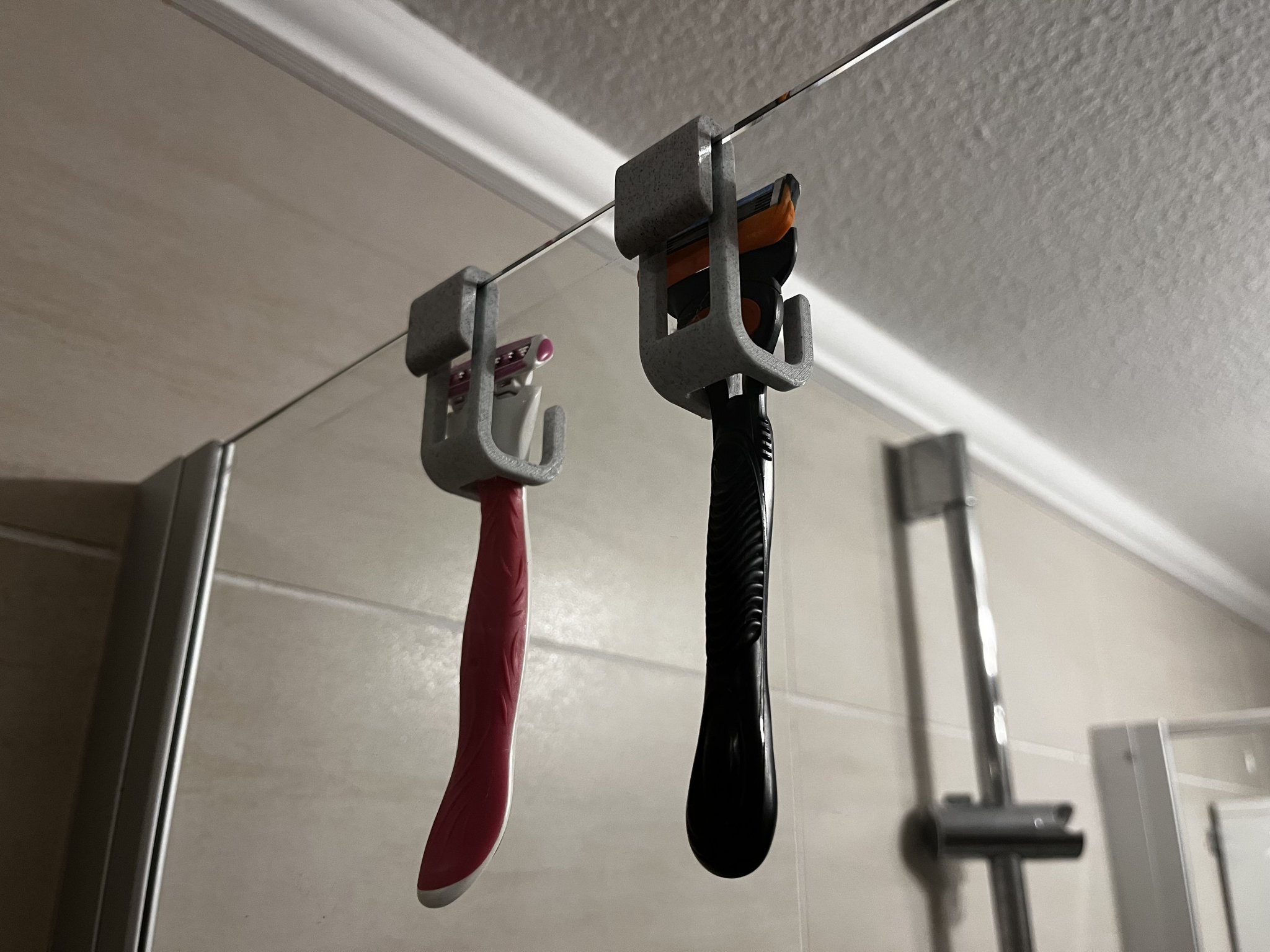 Giá đỡ dao cạo đa năng cho phòng tắm