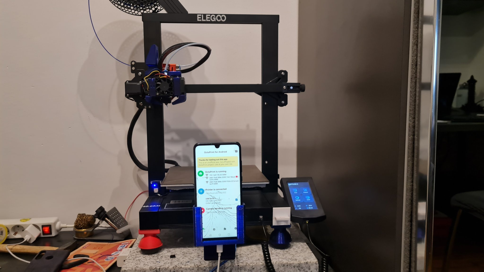 Giá đỡ điện thoại Neptune 3 tùy chỉnh cho máy in 3D