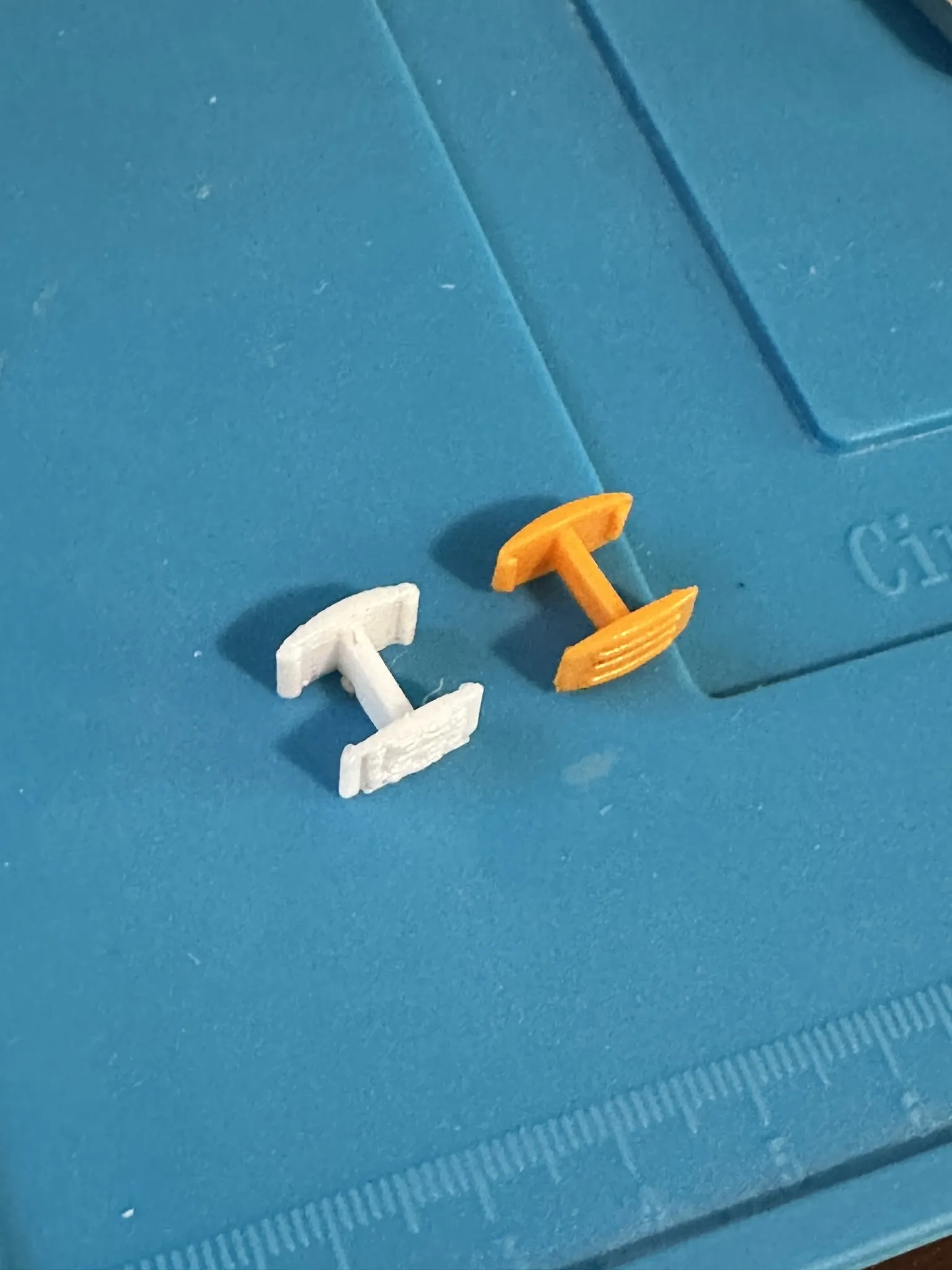 Khóa thay thế cho kéo Fiskars Mirco-Tip