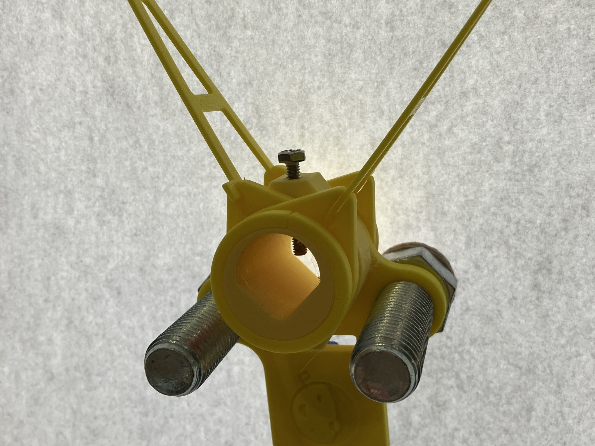 Giá đỡ bút cho robot vẽ Makelangelo