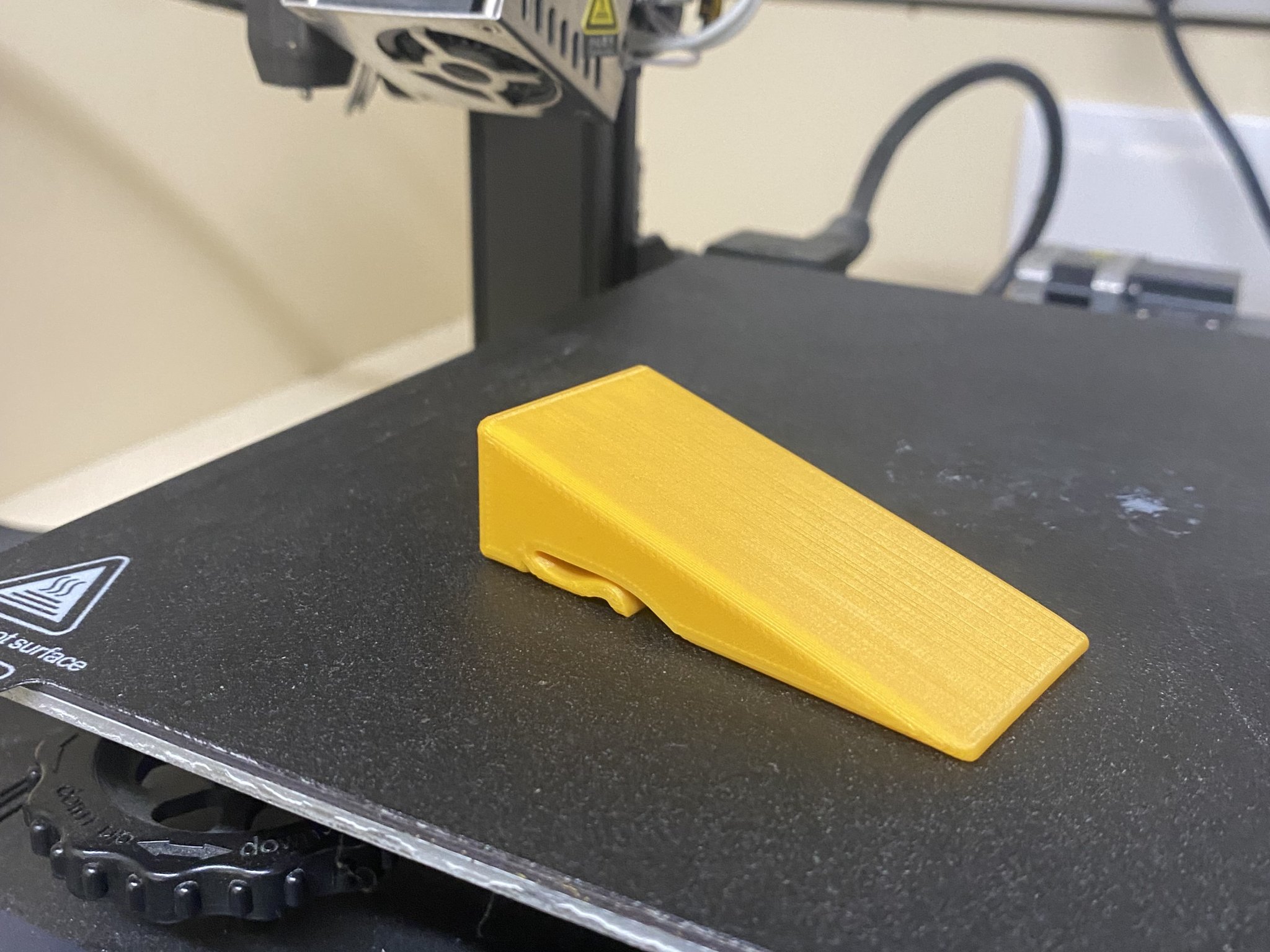 Giá đỡ cửa tiện ích kiểu dáng thanh lịch